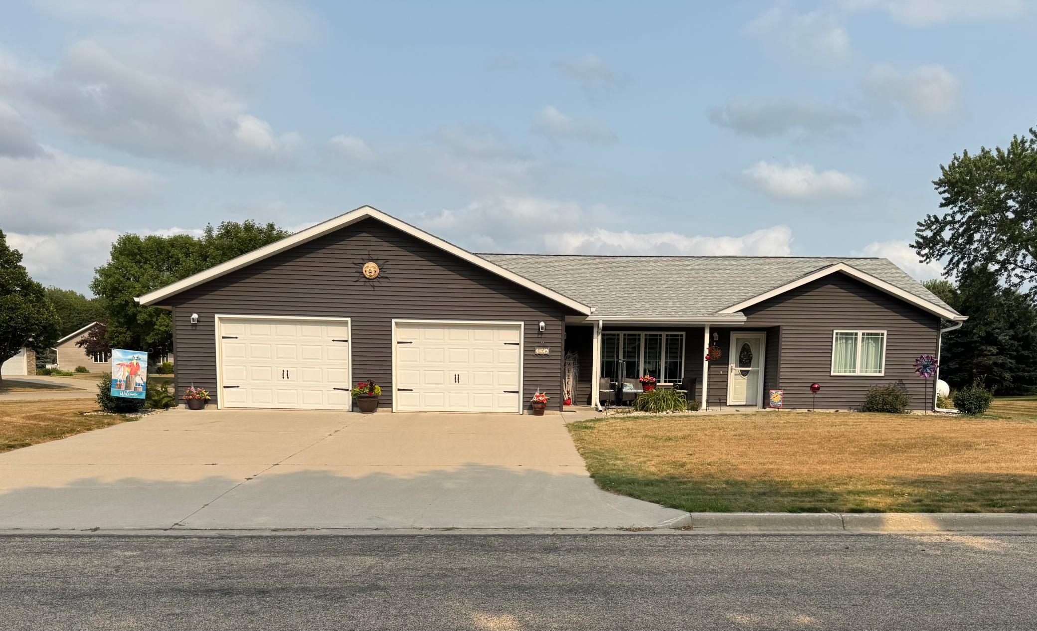 326 Rock River Drive Property Photo 1