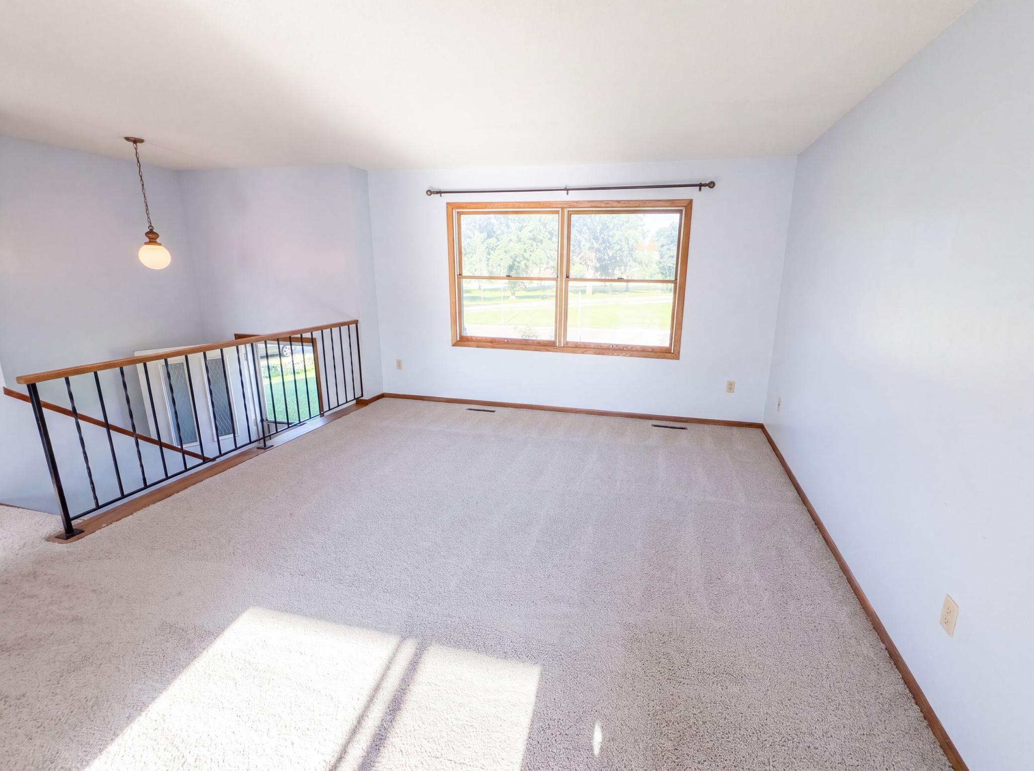 1720 24th Avenue Se Property Photo 9
