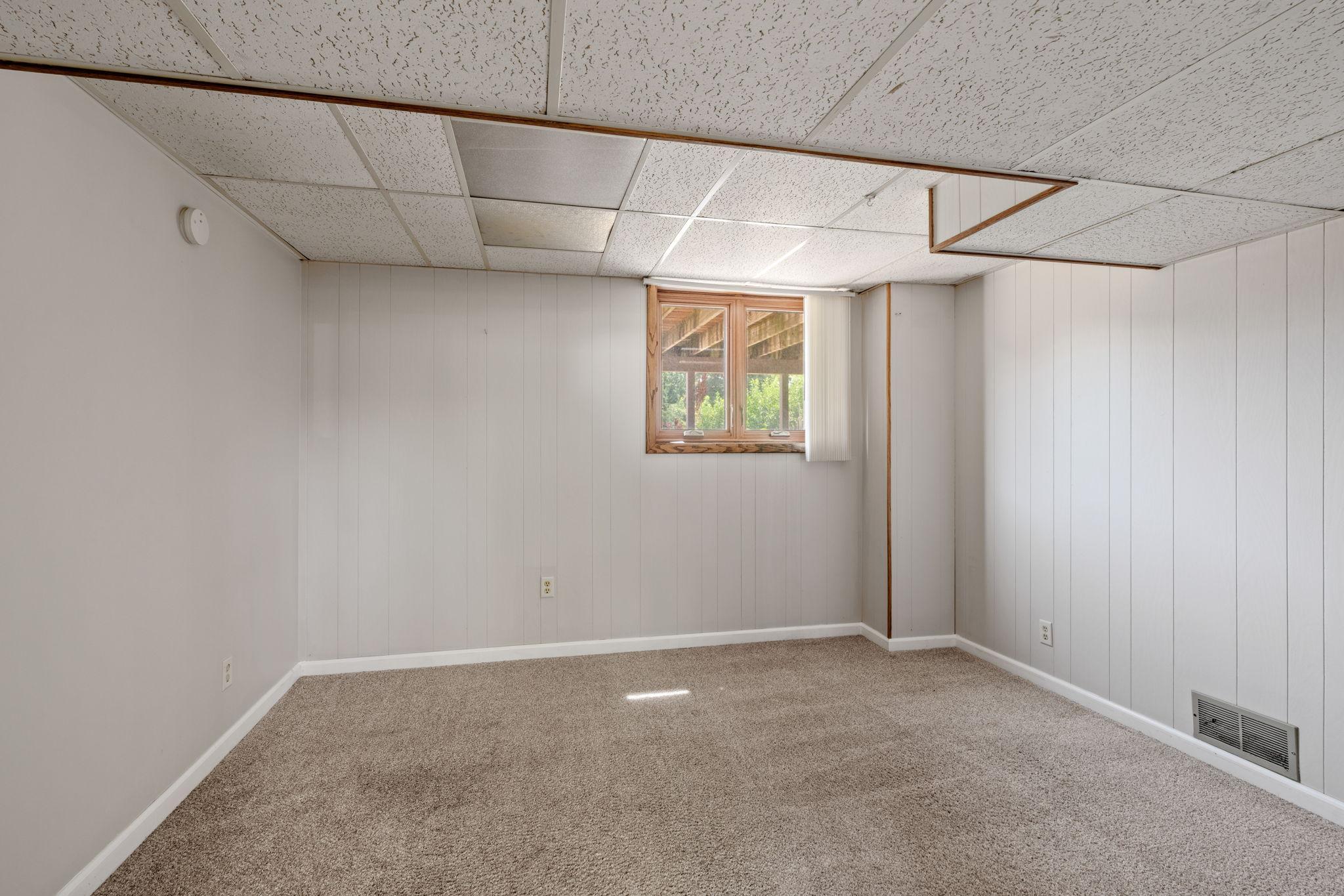 444 County Road B E Property Photo 42