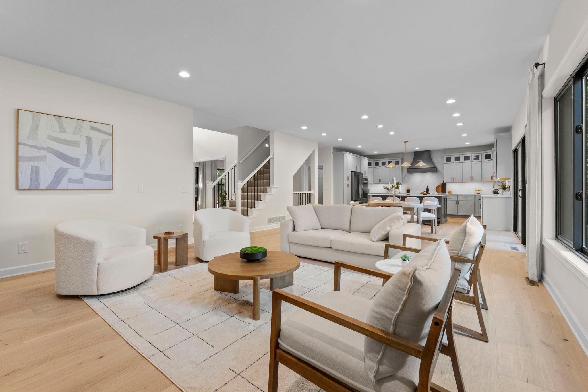 6524 Aster Circle Property Photo 8