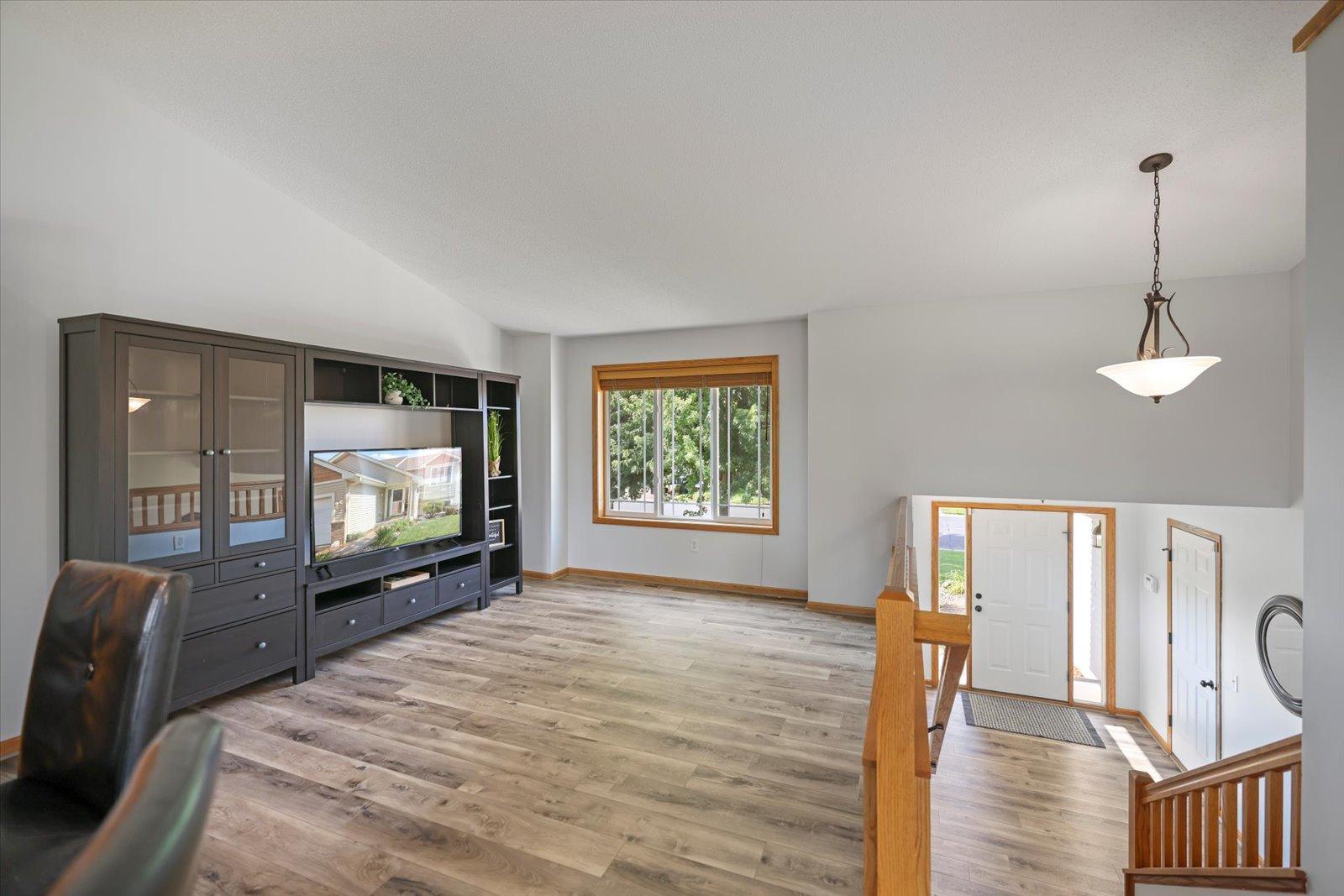 4805 187th Street W Property Photo 4