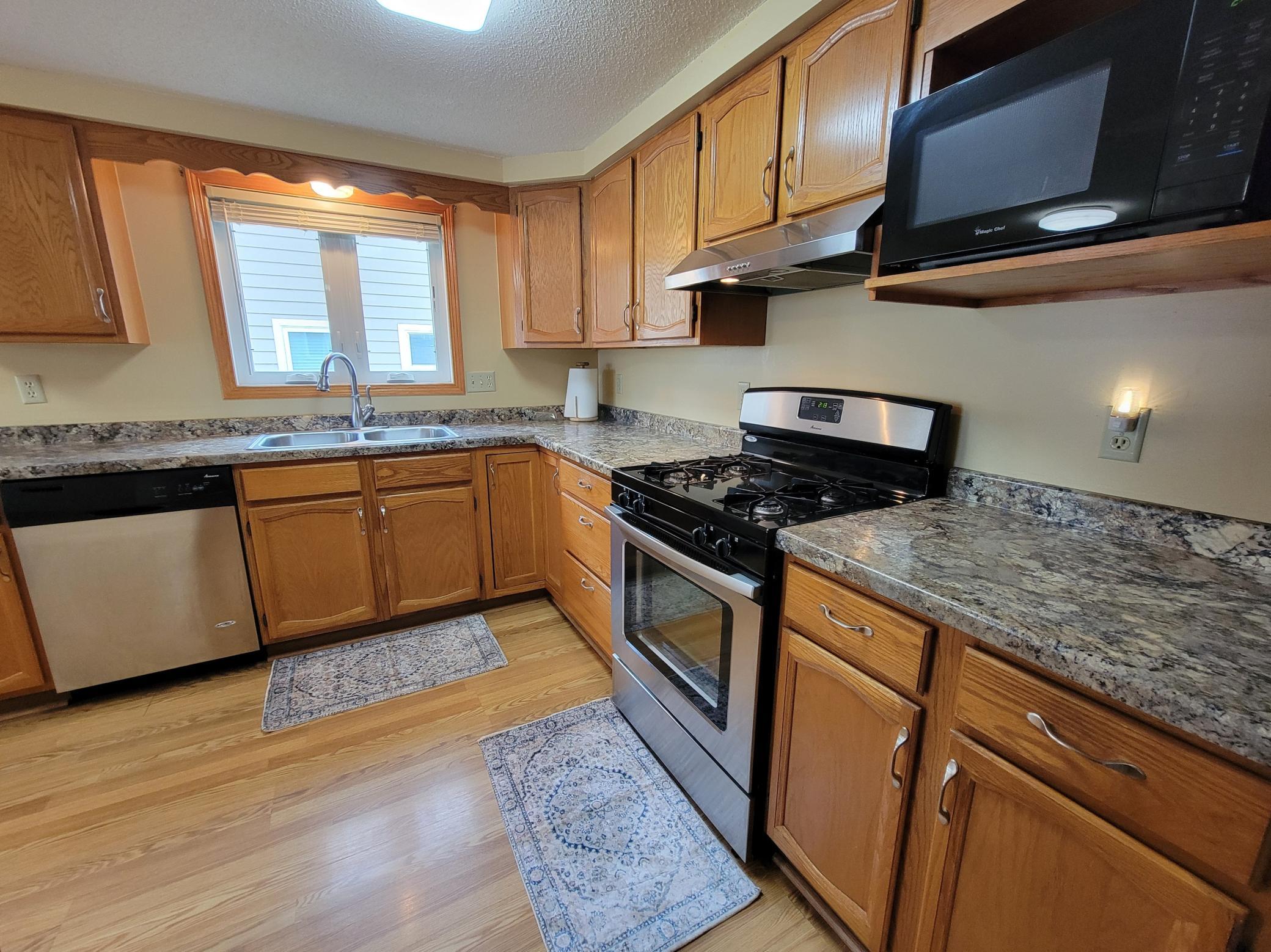 4018 N Eagle Road Property Photo 21