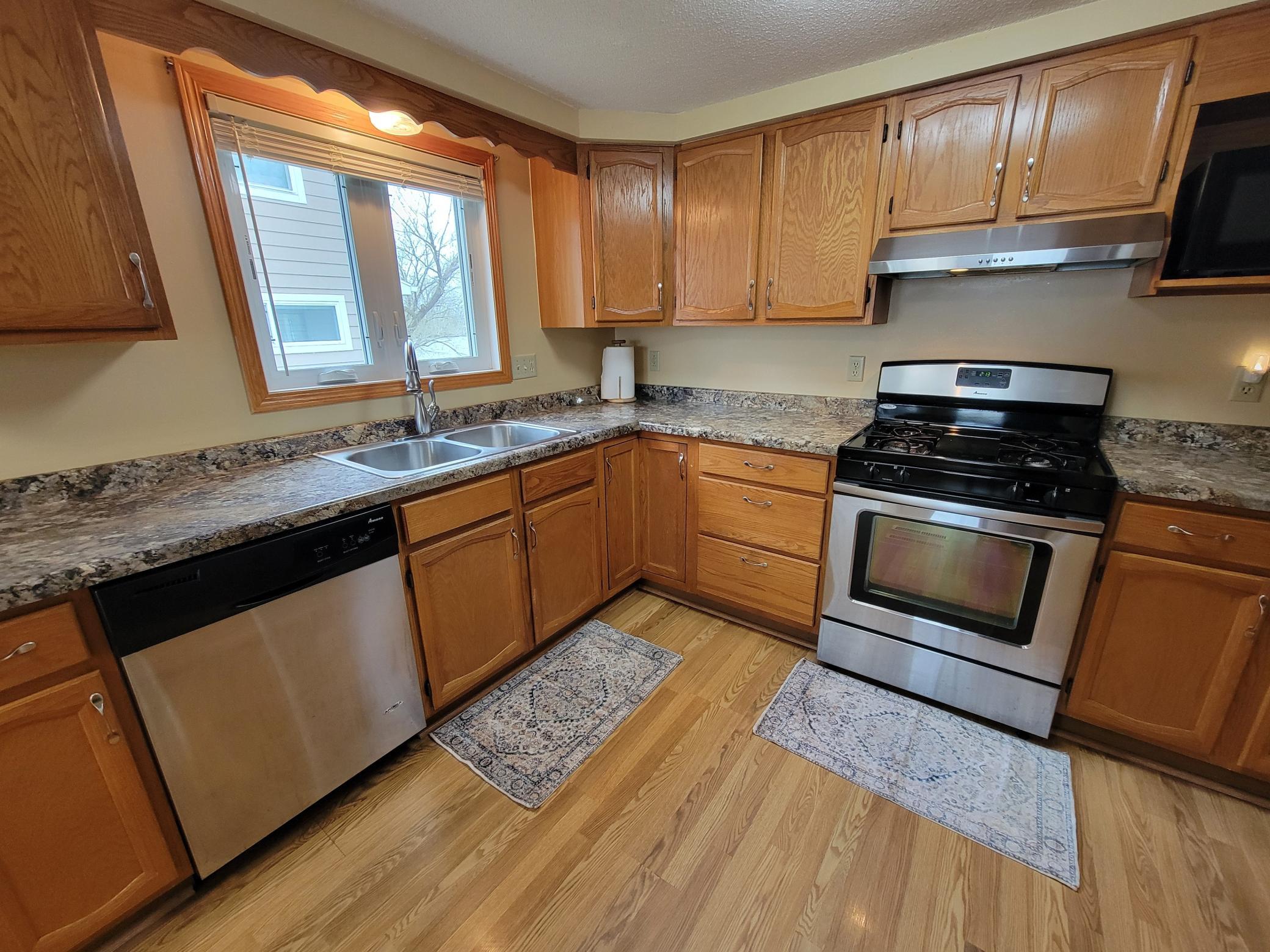 4018 N Eagle Road Property Photo 23