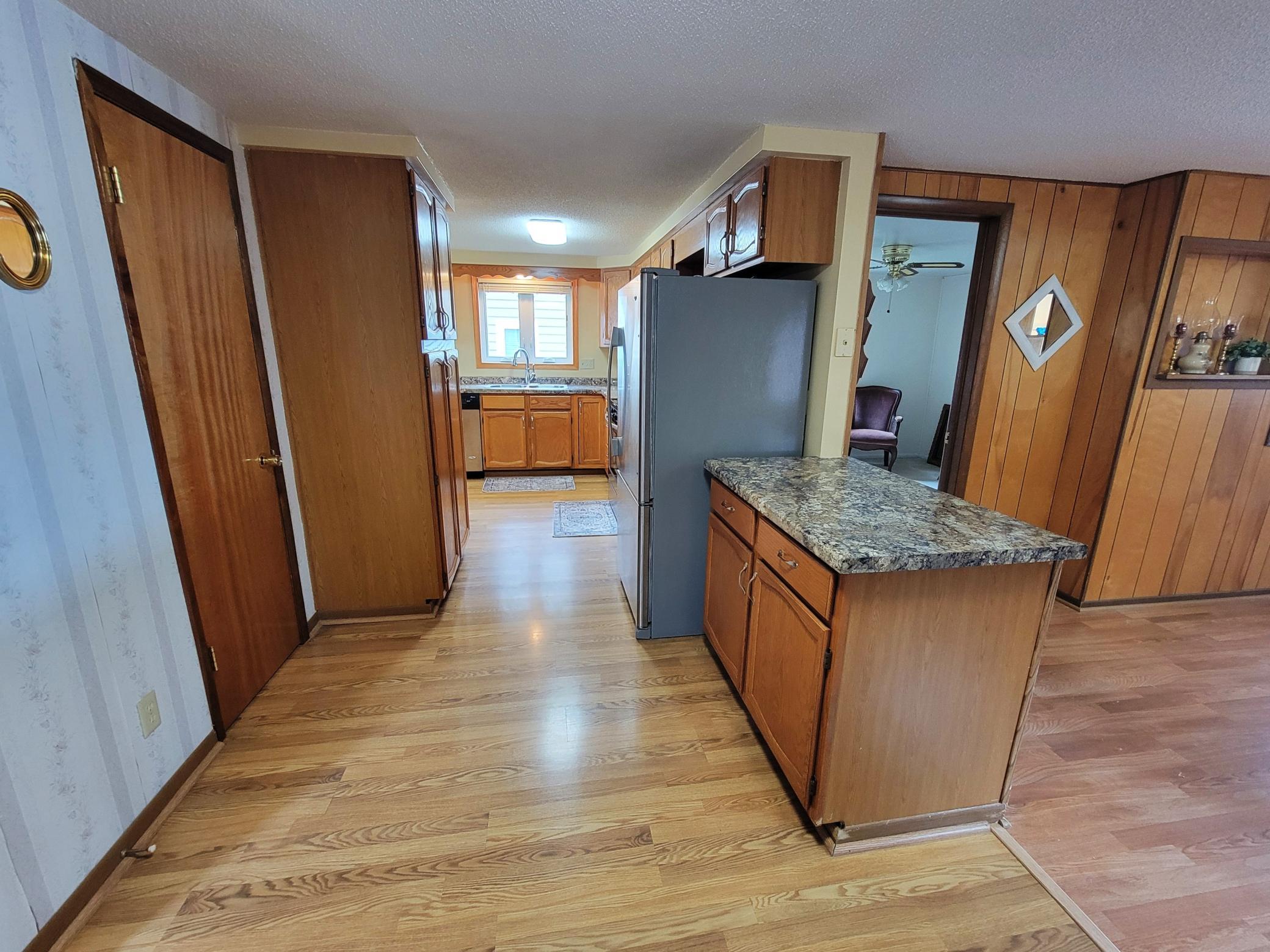 4018 N Eagle Road Property Photo 24
