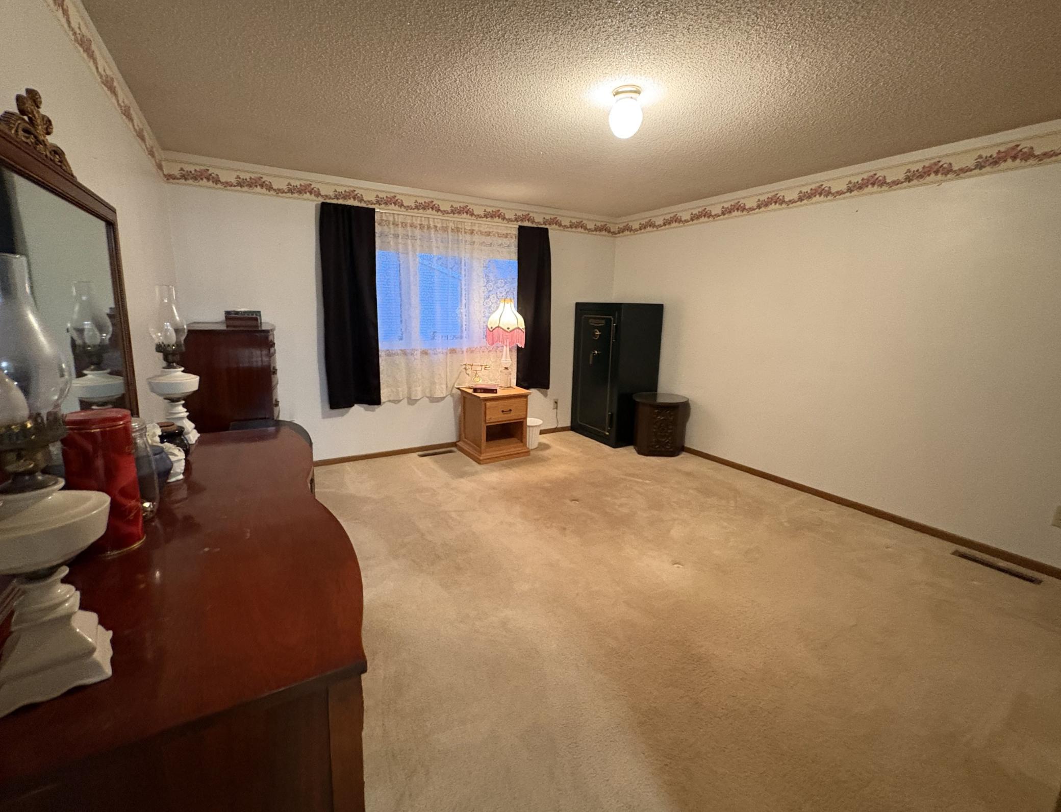 4018 N Eagle Road Property Photo 30