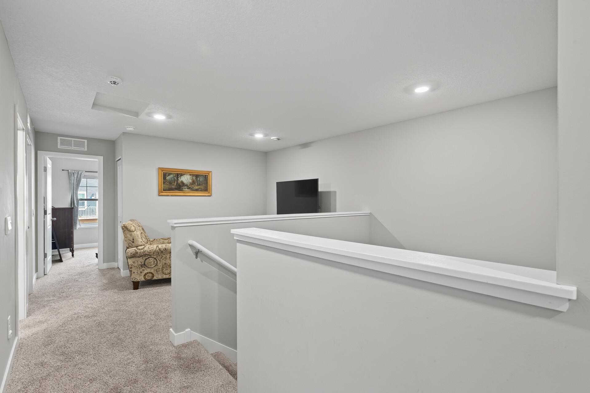 12536 Guadalcanal Circle Ne E Property Photo 15