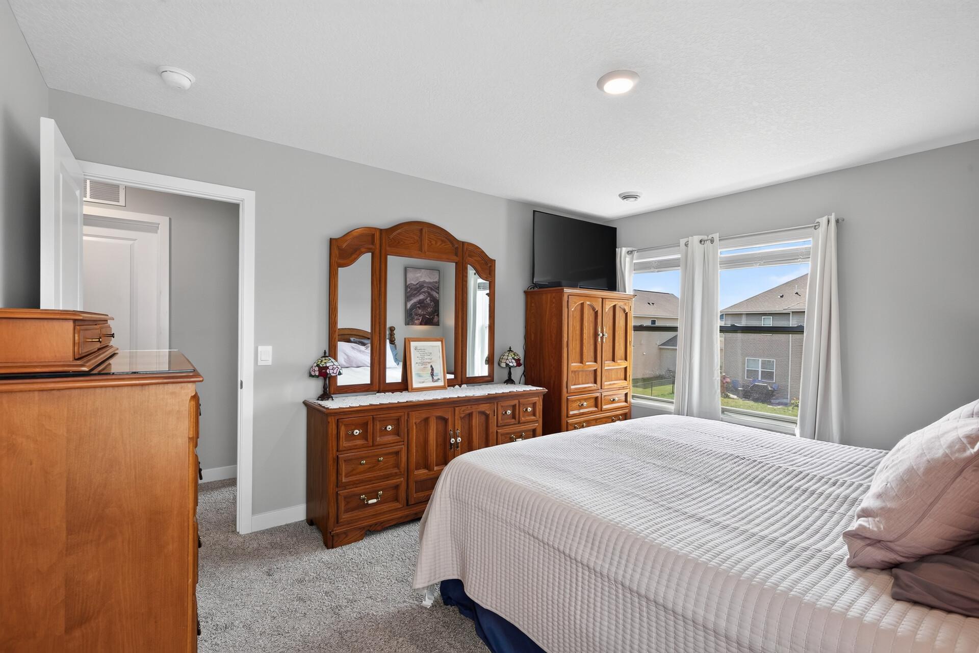 12536 Guadalcanal Circle Ne E Property Photo 22