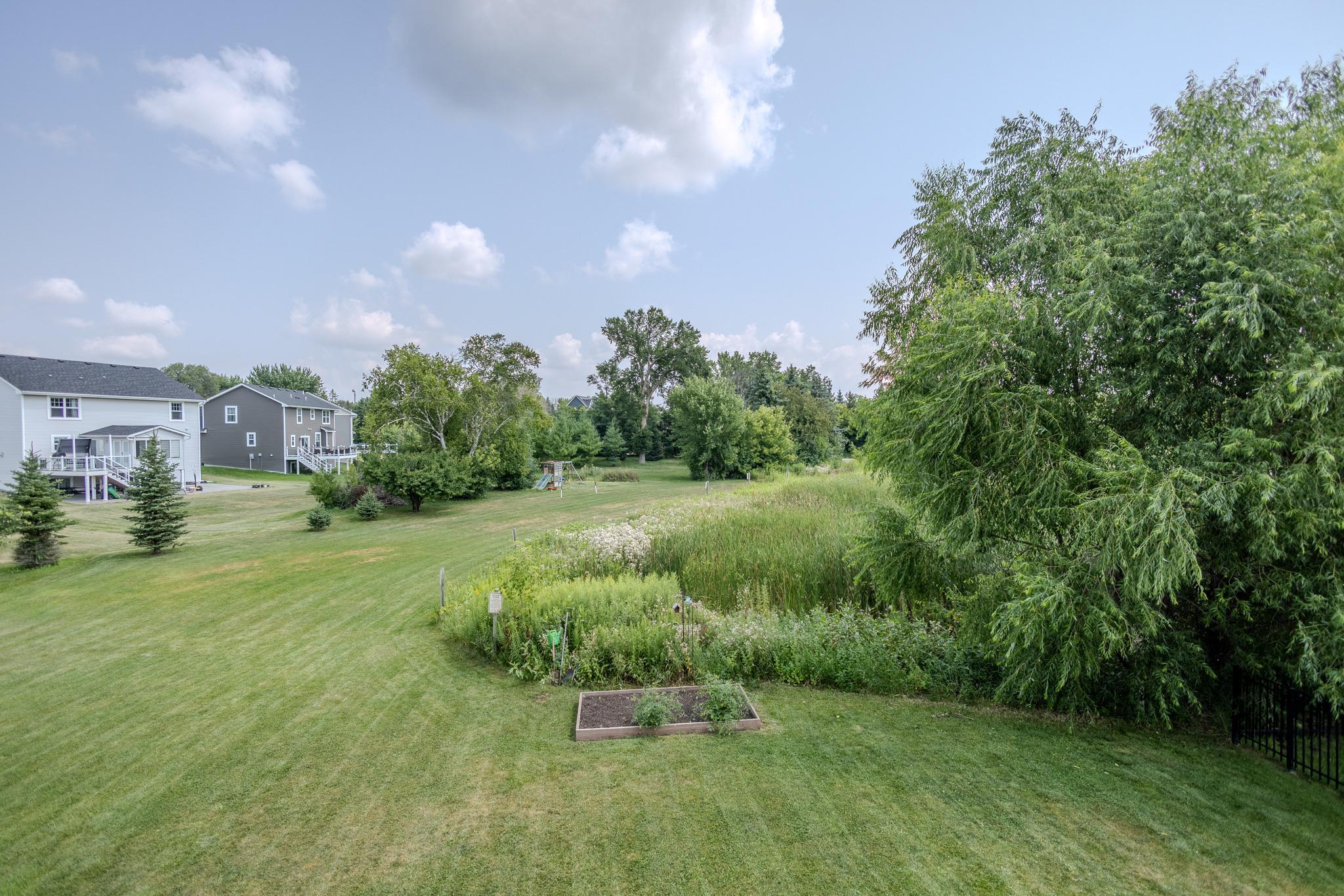 19130 Galloway Circle Property Photo 32