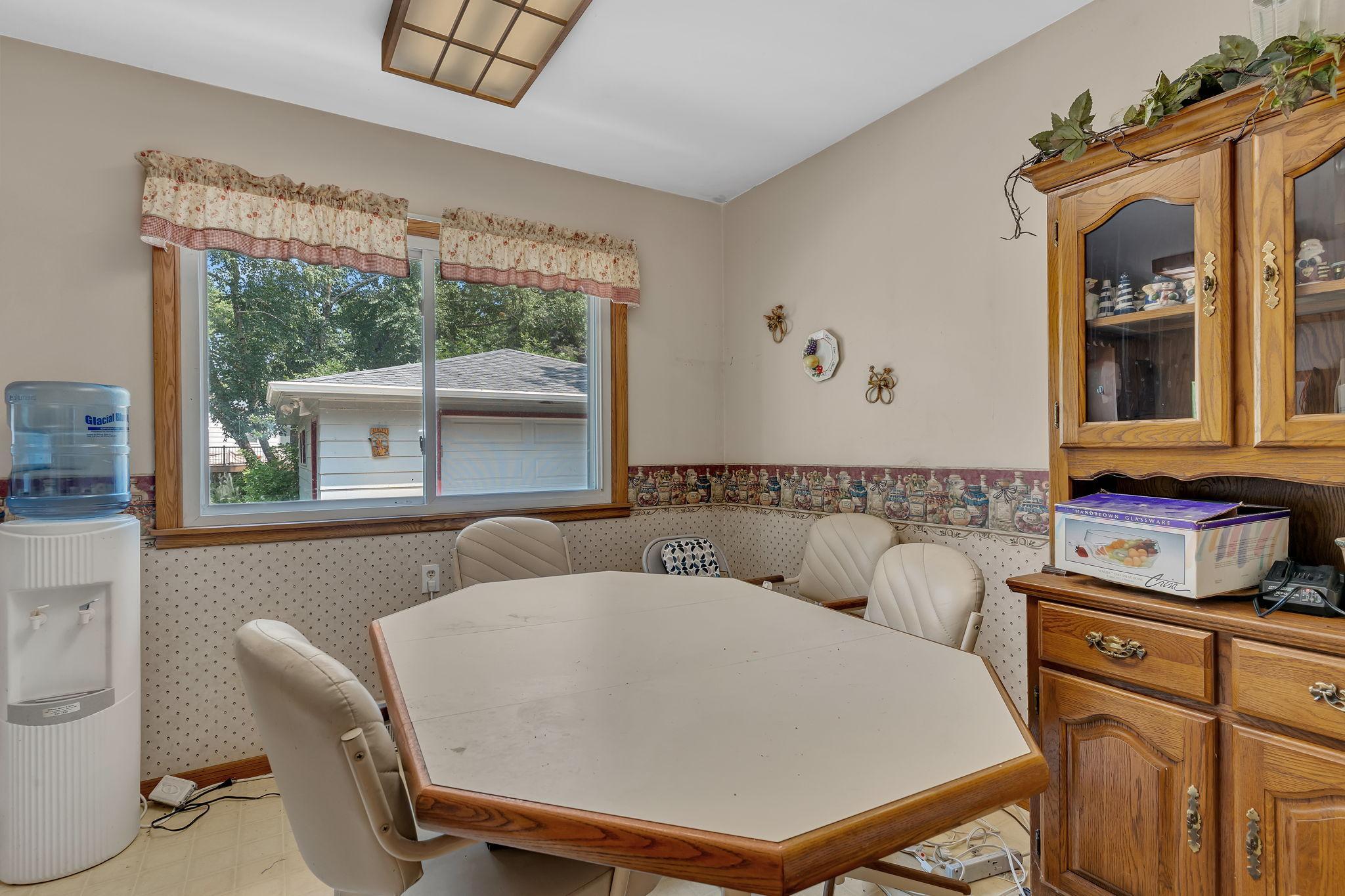 1120 Quincy Avenue Property Photo 5
