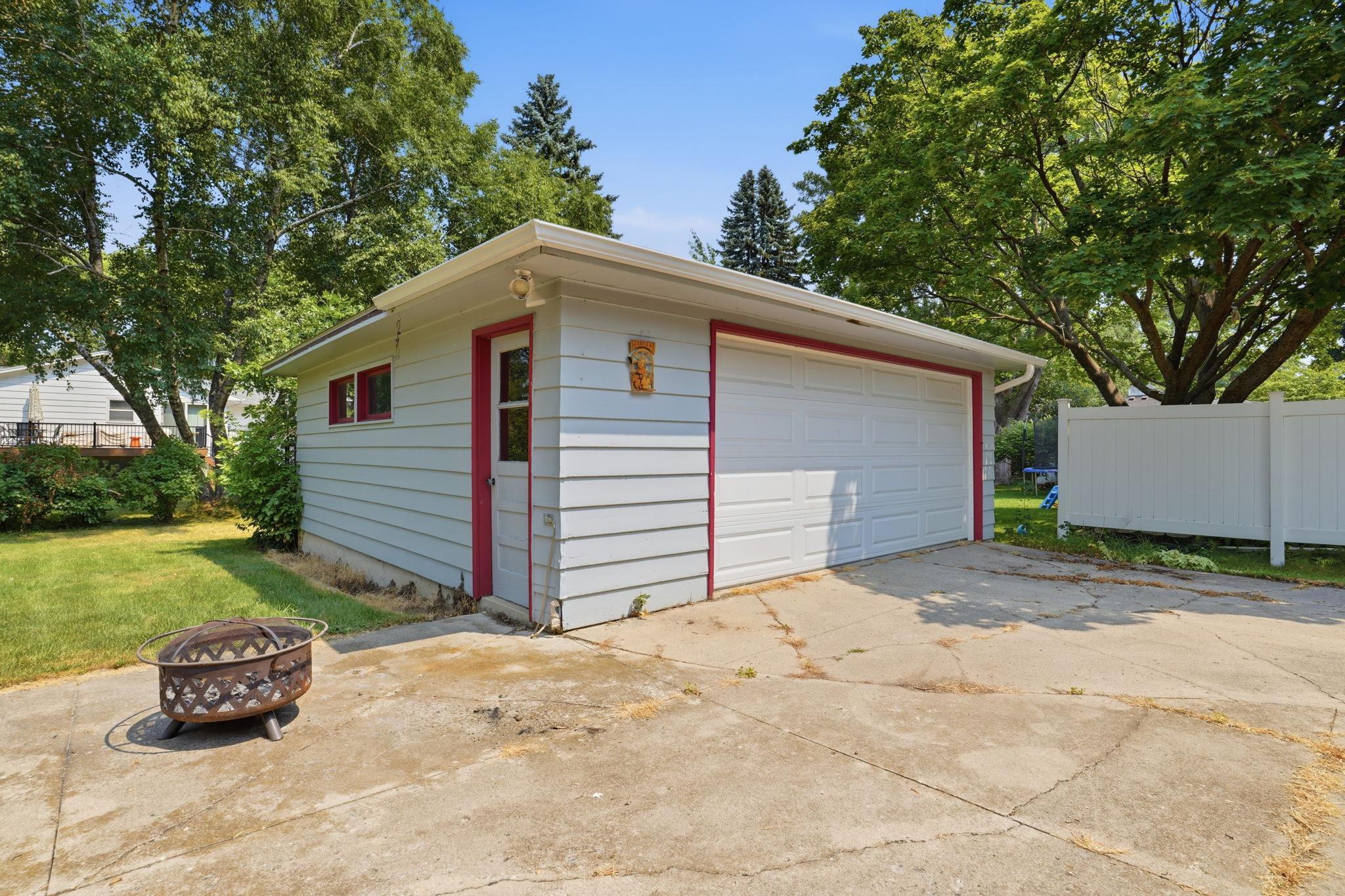 1120 Quincy Avenue Property Photo 16