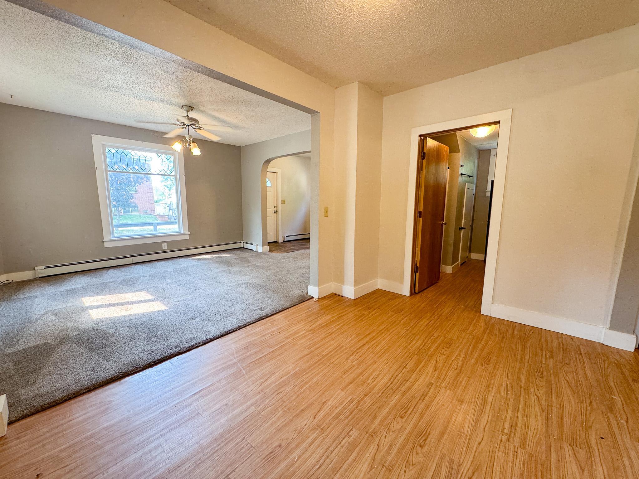 127 E Summit Avenue Property Photo 10