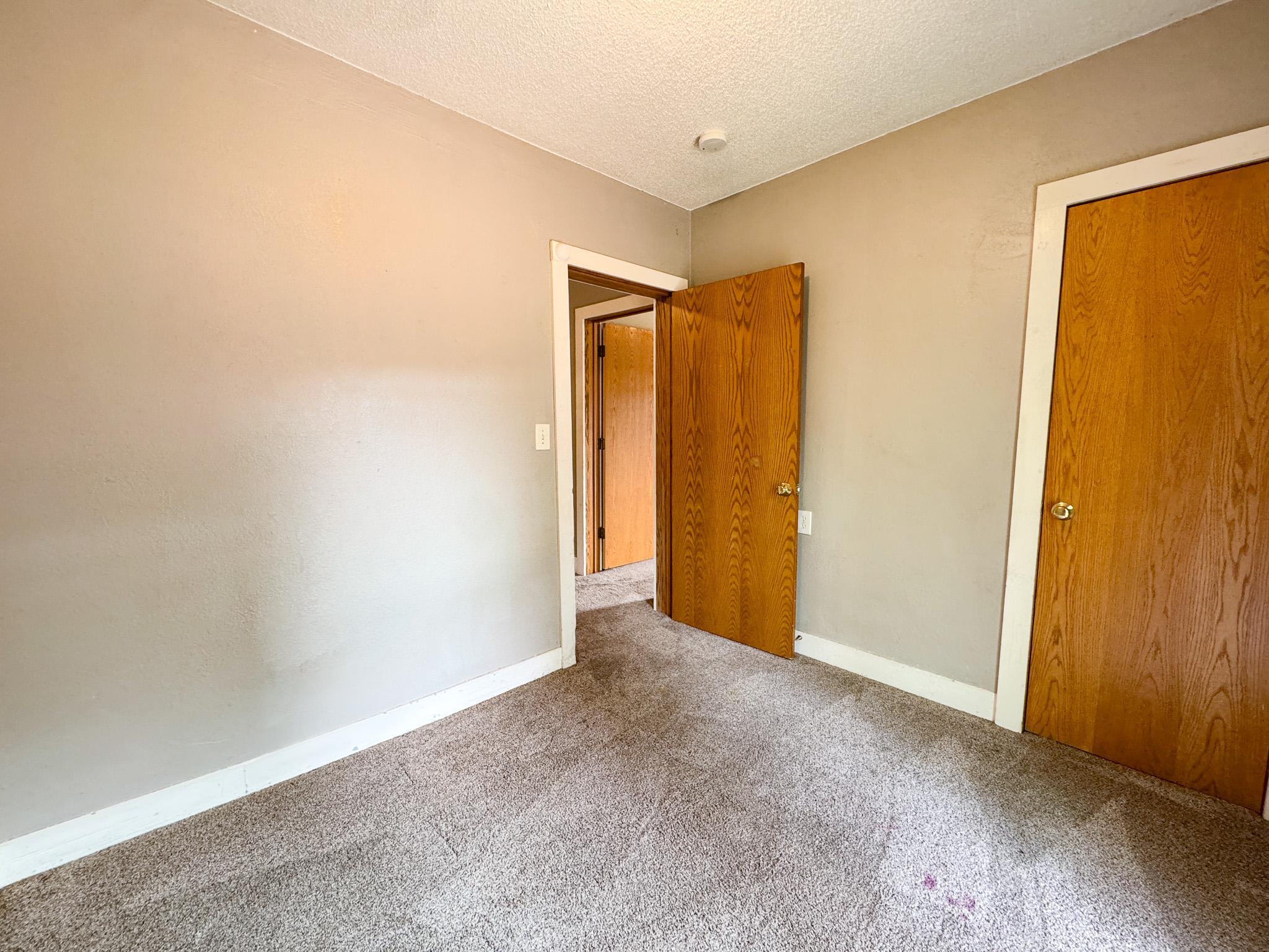 127 E Summit Avenue Property Photo 20