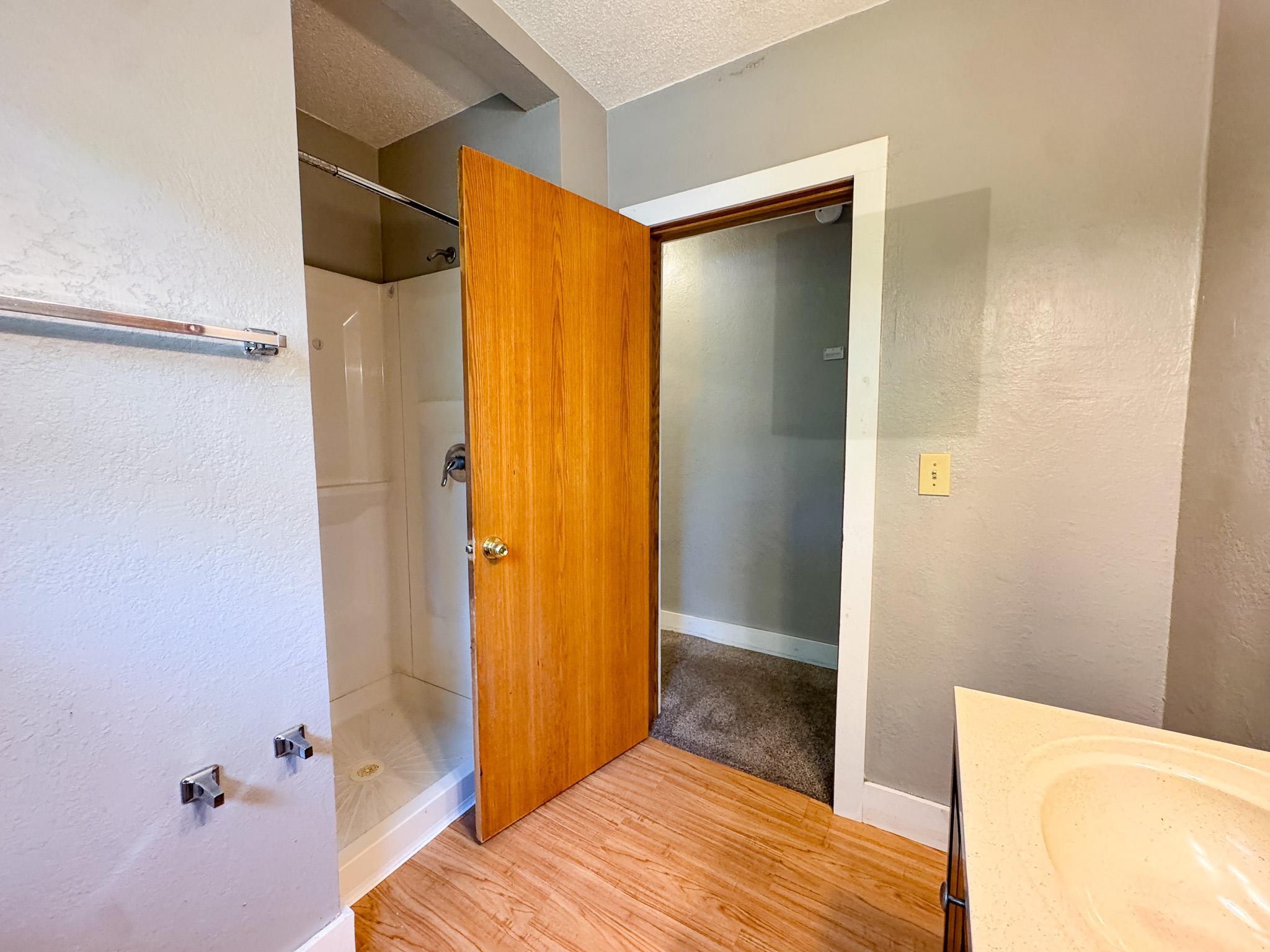 127 E Summit Avenue Property Photo 31