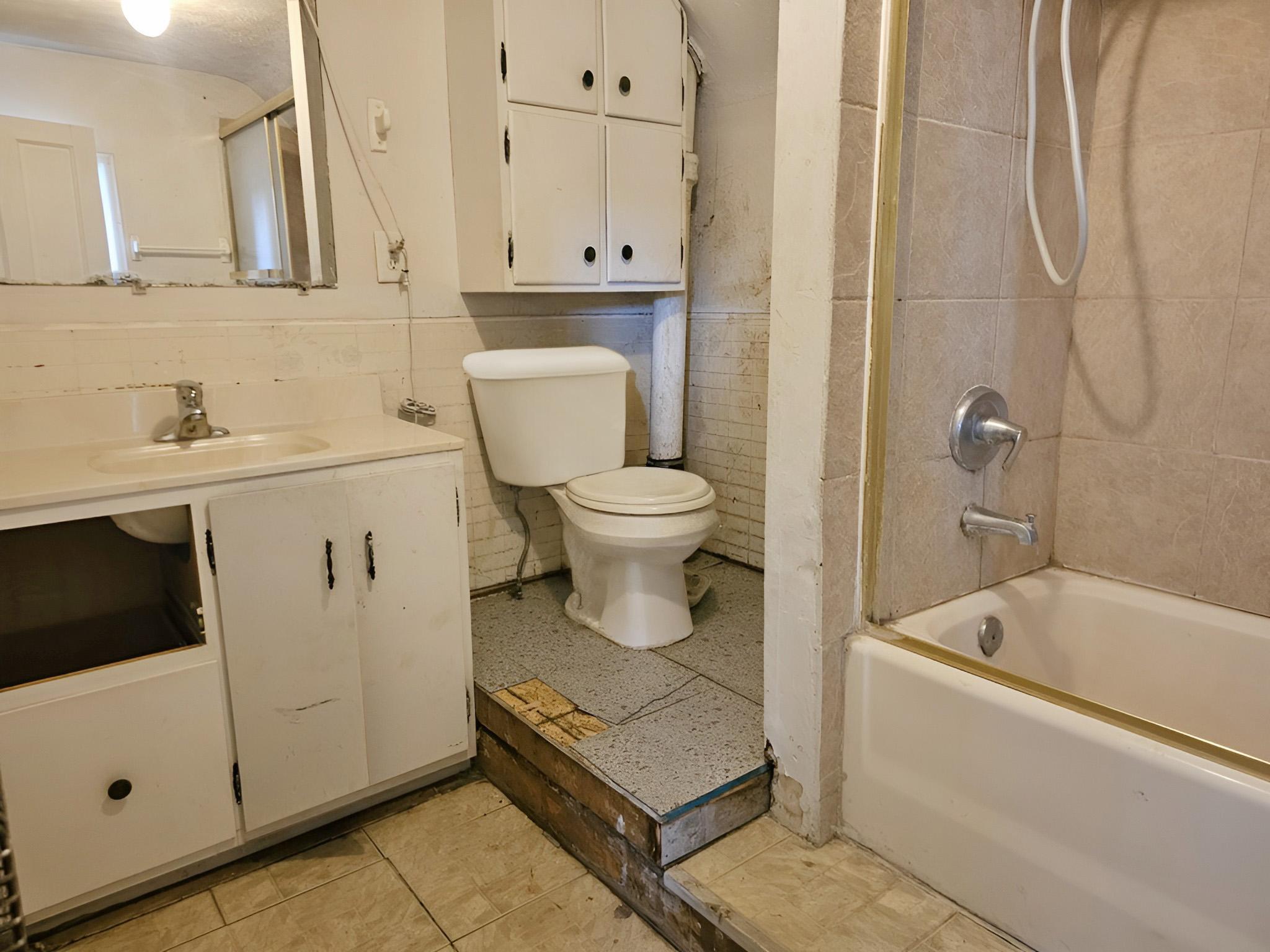 1009 11th Avenue Property Photo 8