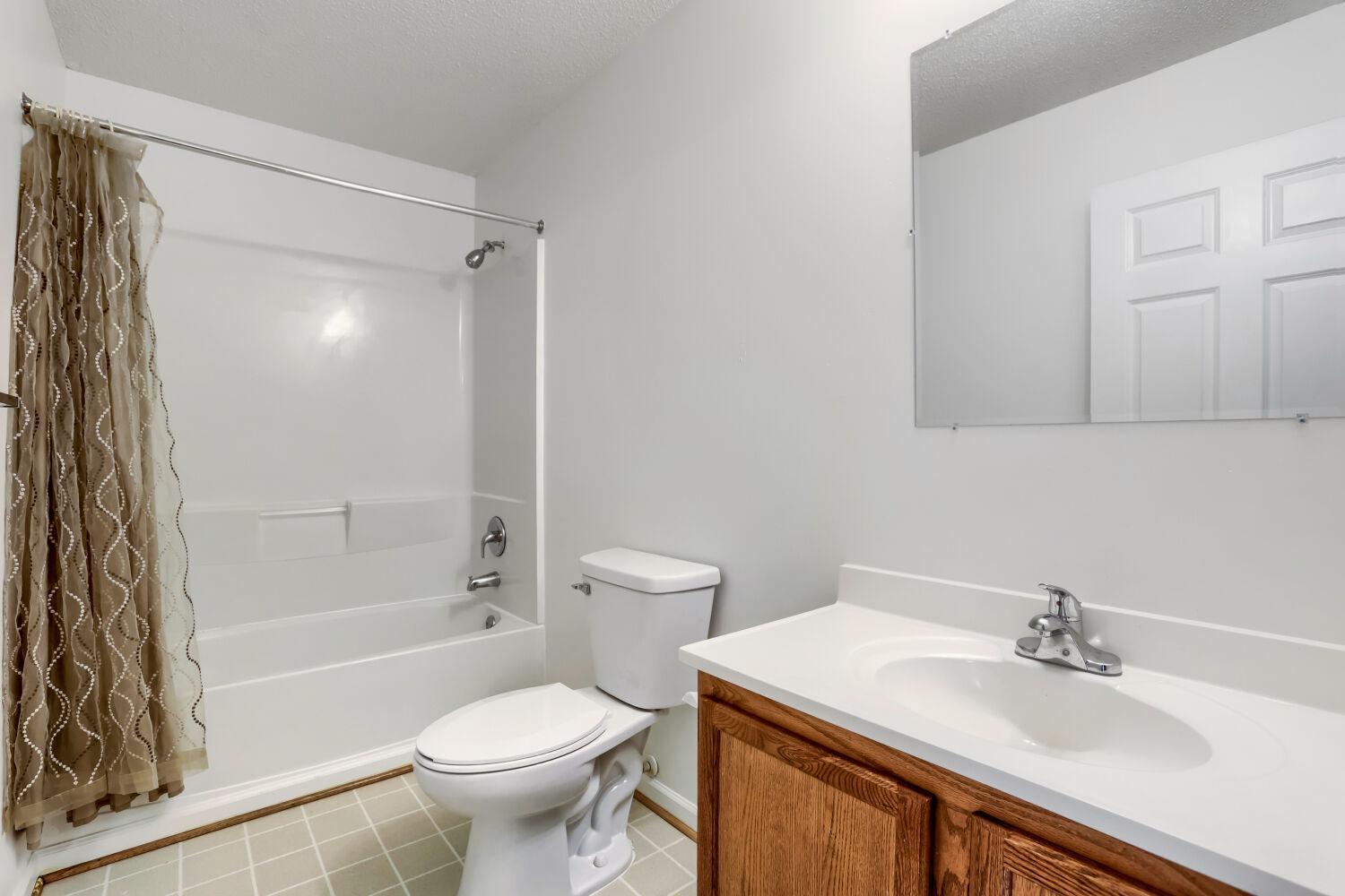 4903 Hamlet Avenue N Property Photo 25