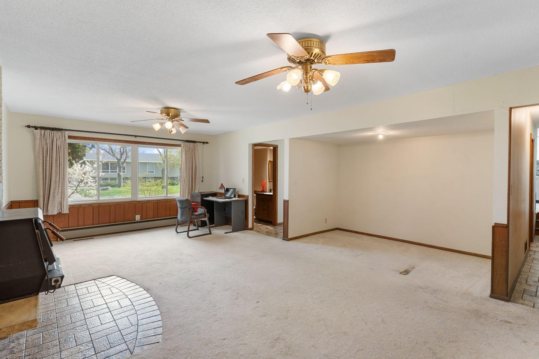 9908 Oxborough Road Property Photo 17