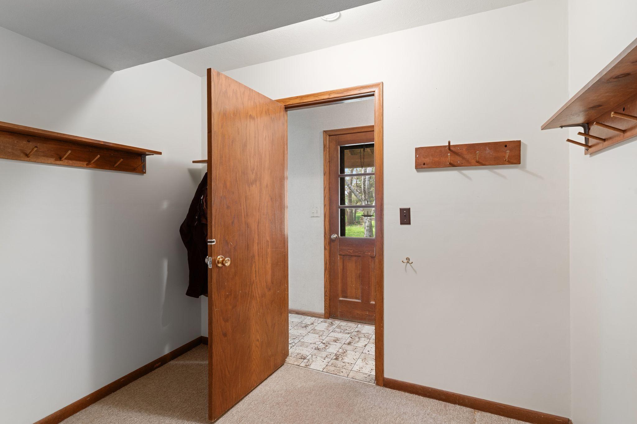 9908 Oxborough Road Property Photo 19