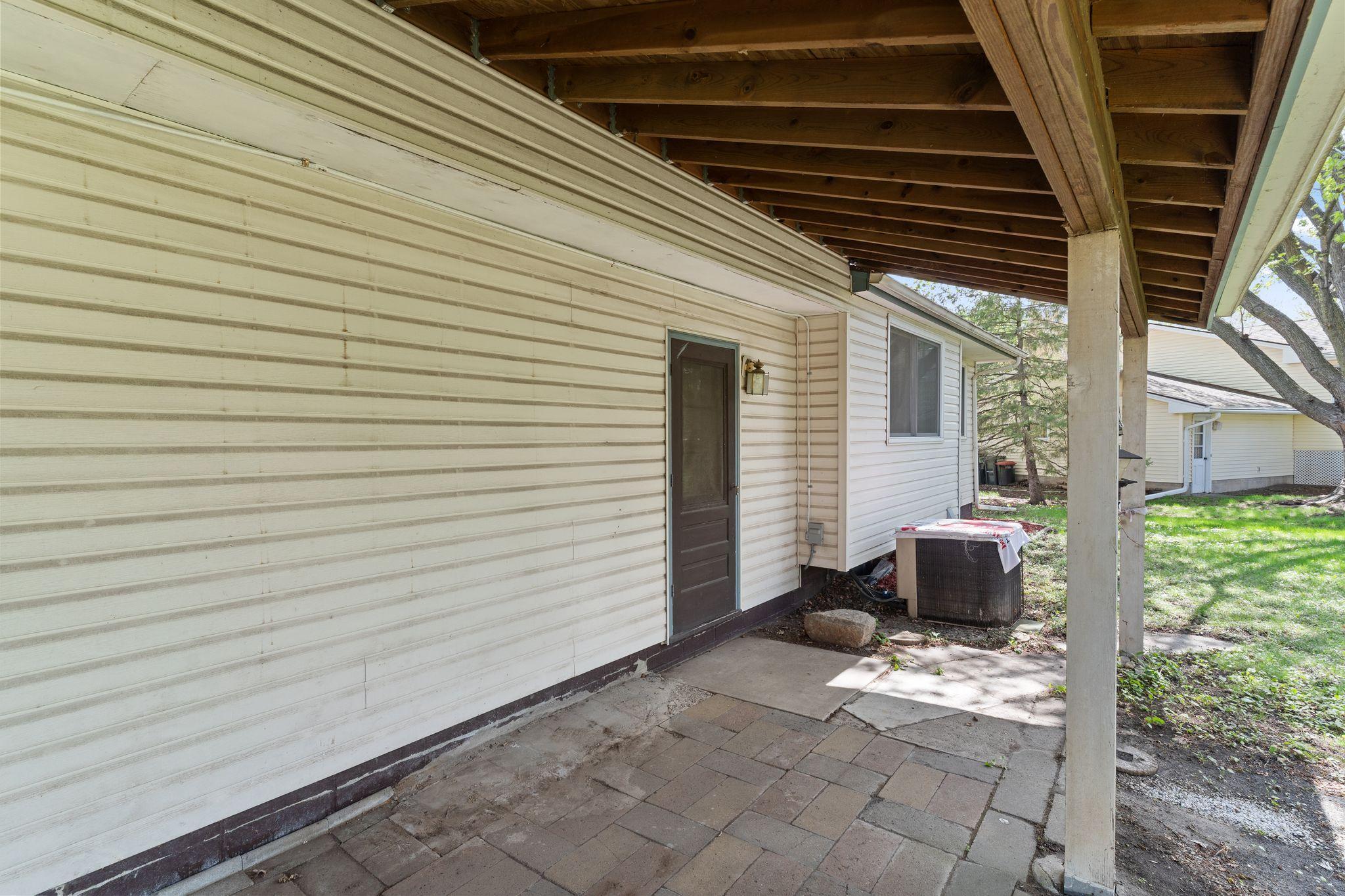 9908 Oxborough Road Property Photo 33