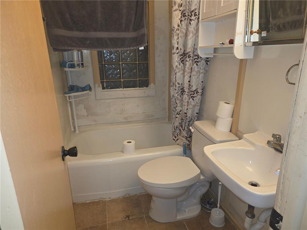 220 N Washington Street Property Photo 33
