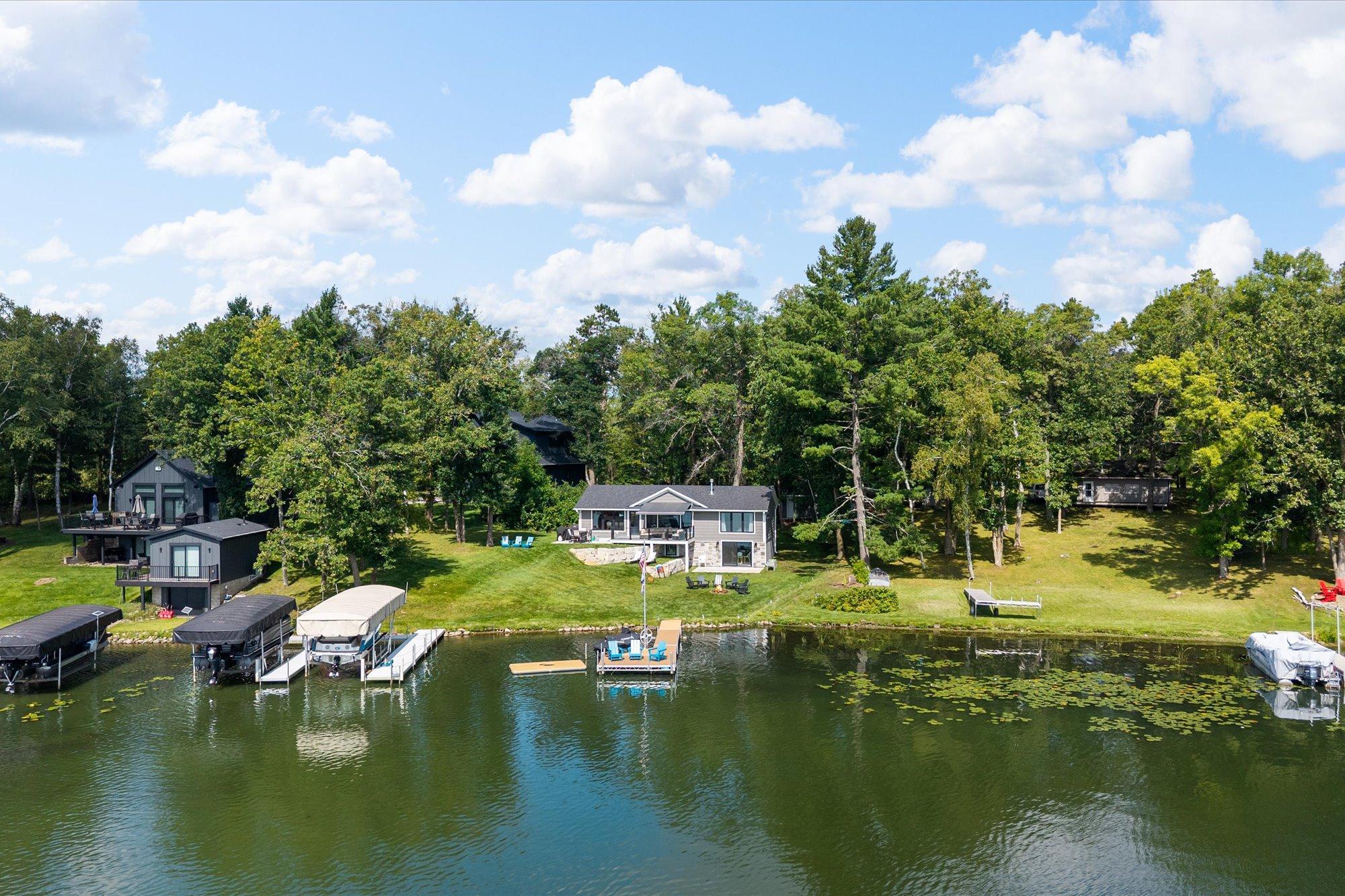 16161 Pine Lure Drive Property Photo 4