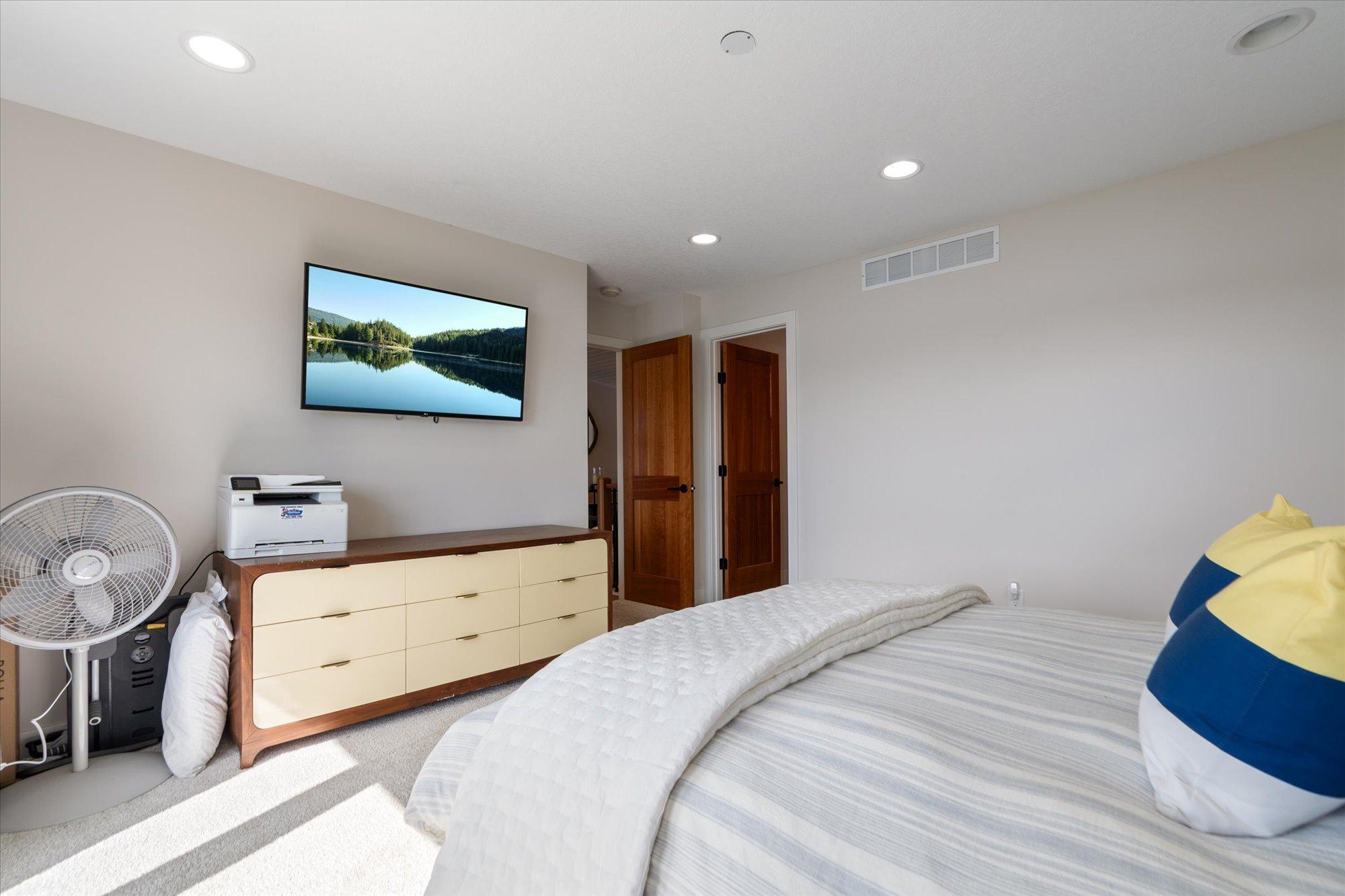 16161 Pine Lure Drive Property Photo 16