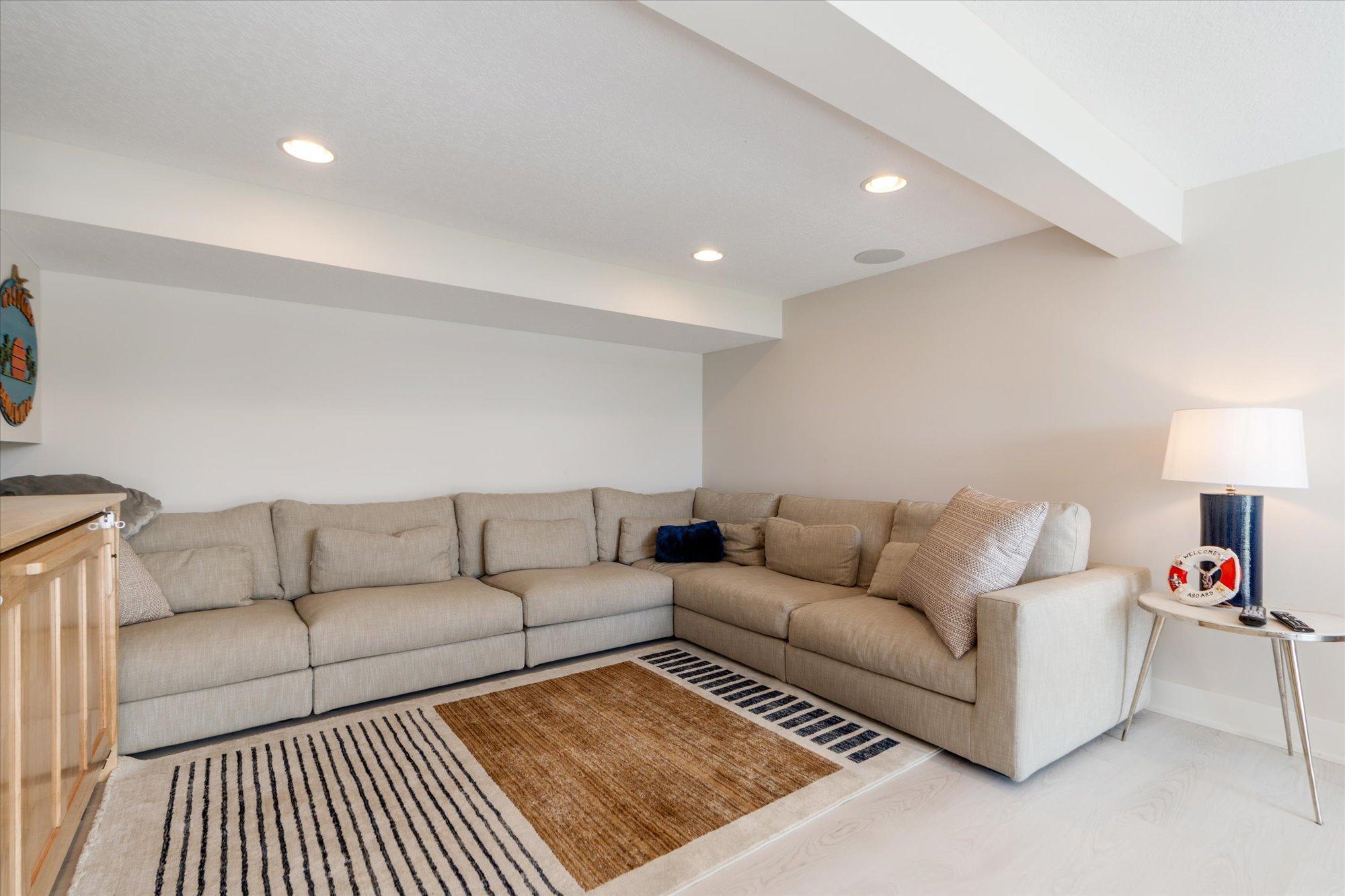 16161 Pine Lure Drive Property Photo 26