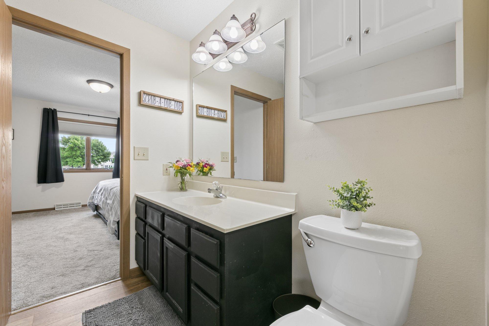 430 9th Street E Property Photo 12