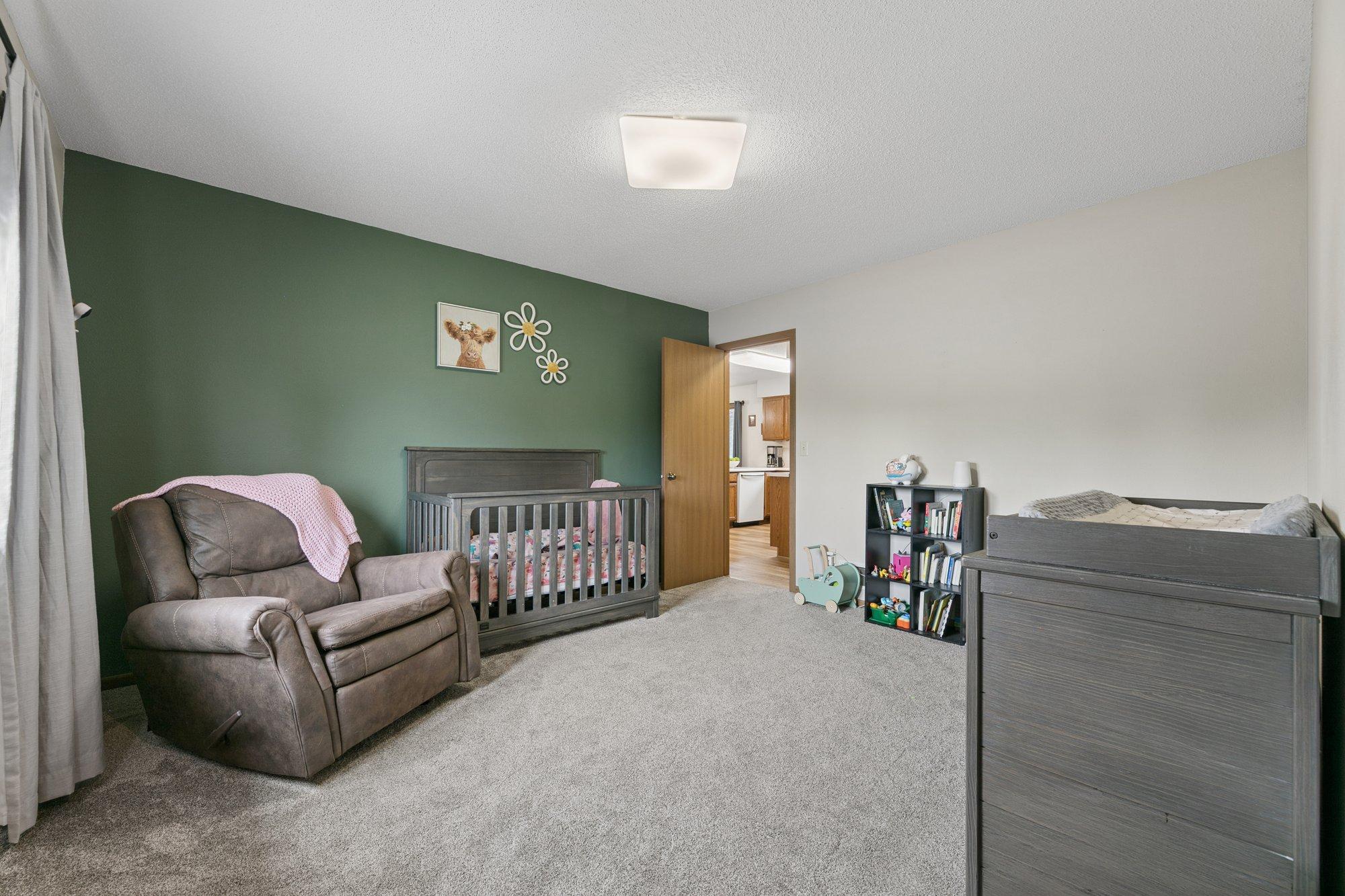 430 9th Street E Property Photo 16