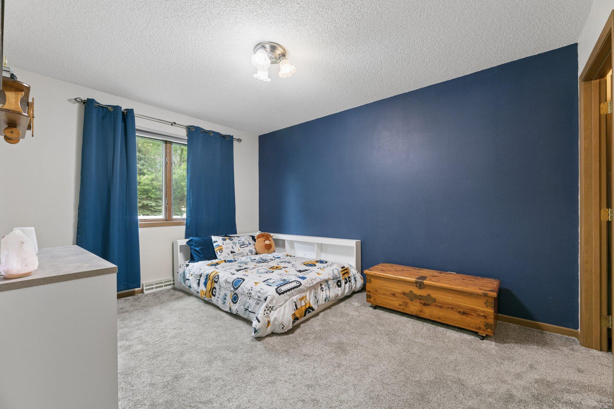 430 9th Street E Property Photo 20
