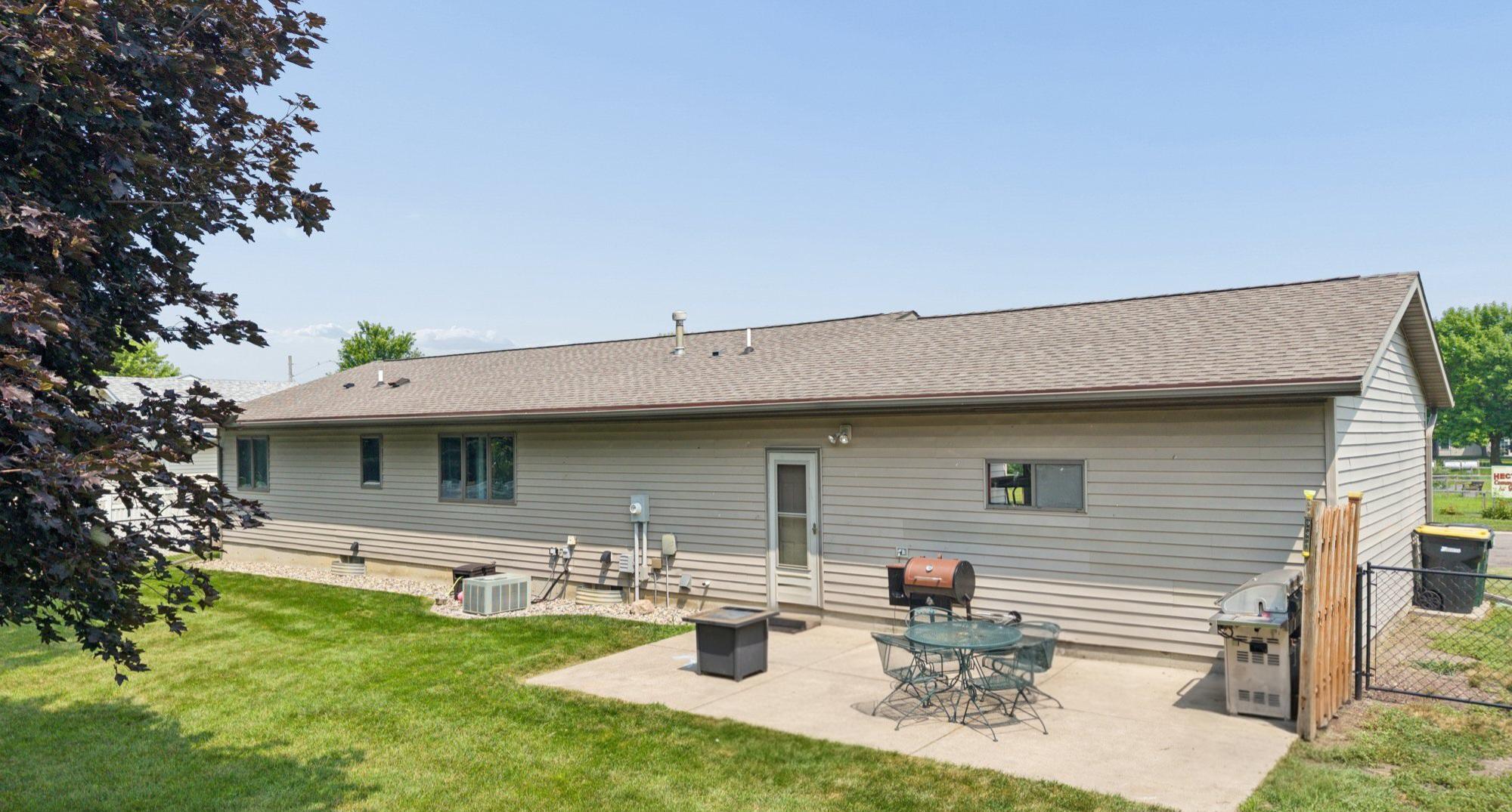 430 9th Street E Property Photo 35