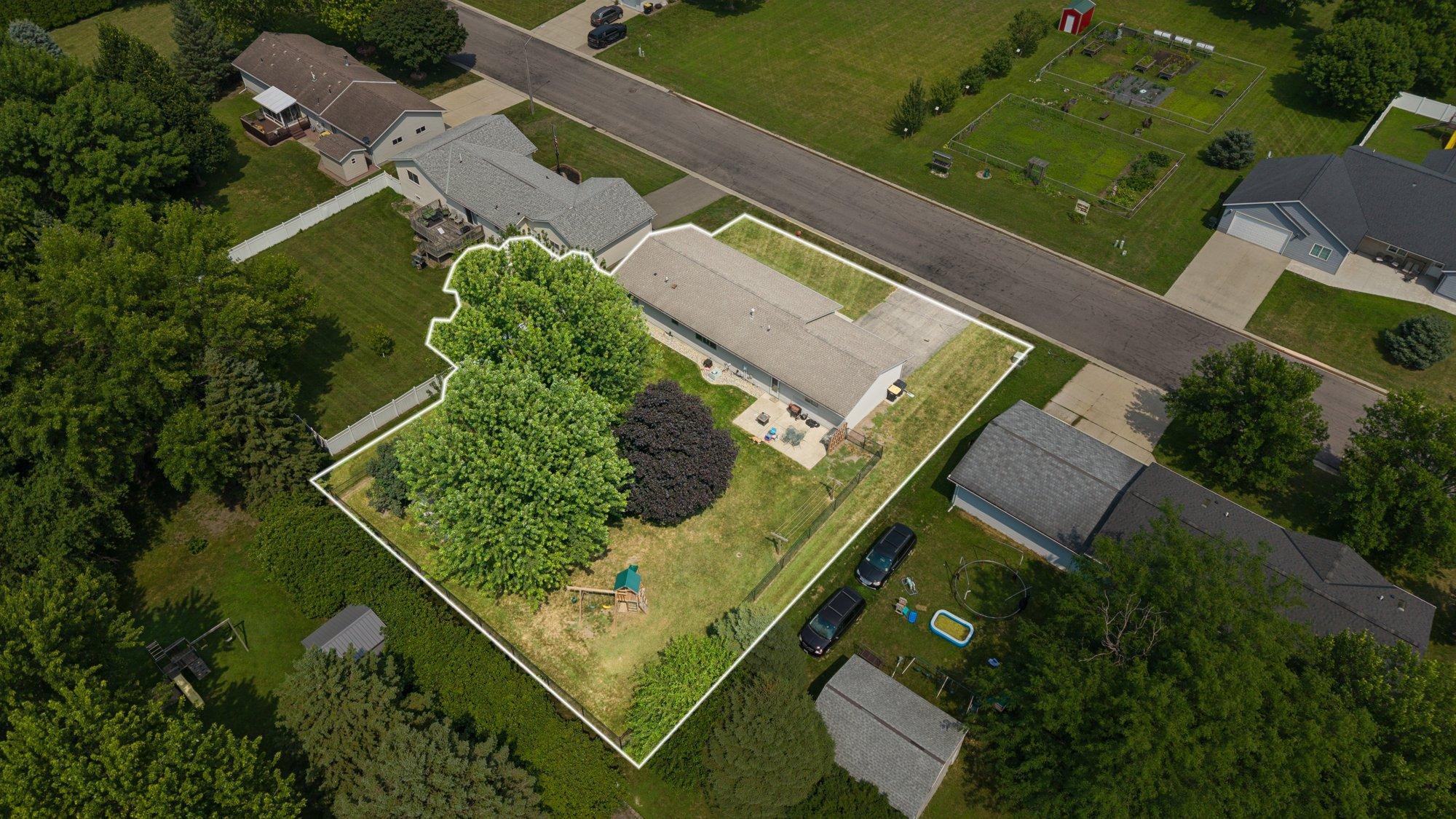 430 9th Street E Property Photo 47
