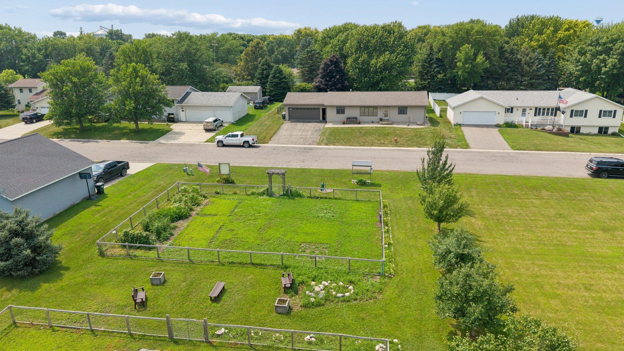 430 9th Street E Property Photo 49