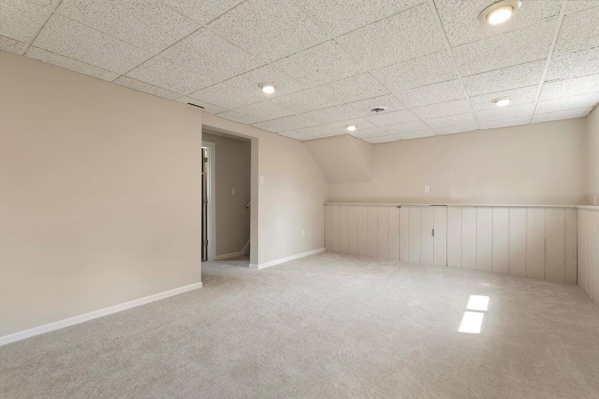 3819 Lodestone Lane Property Photo 13