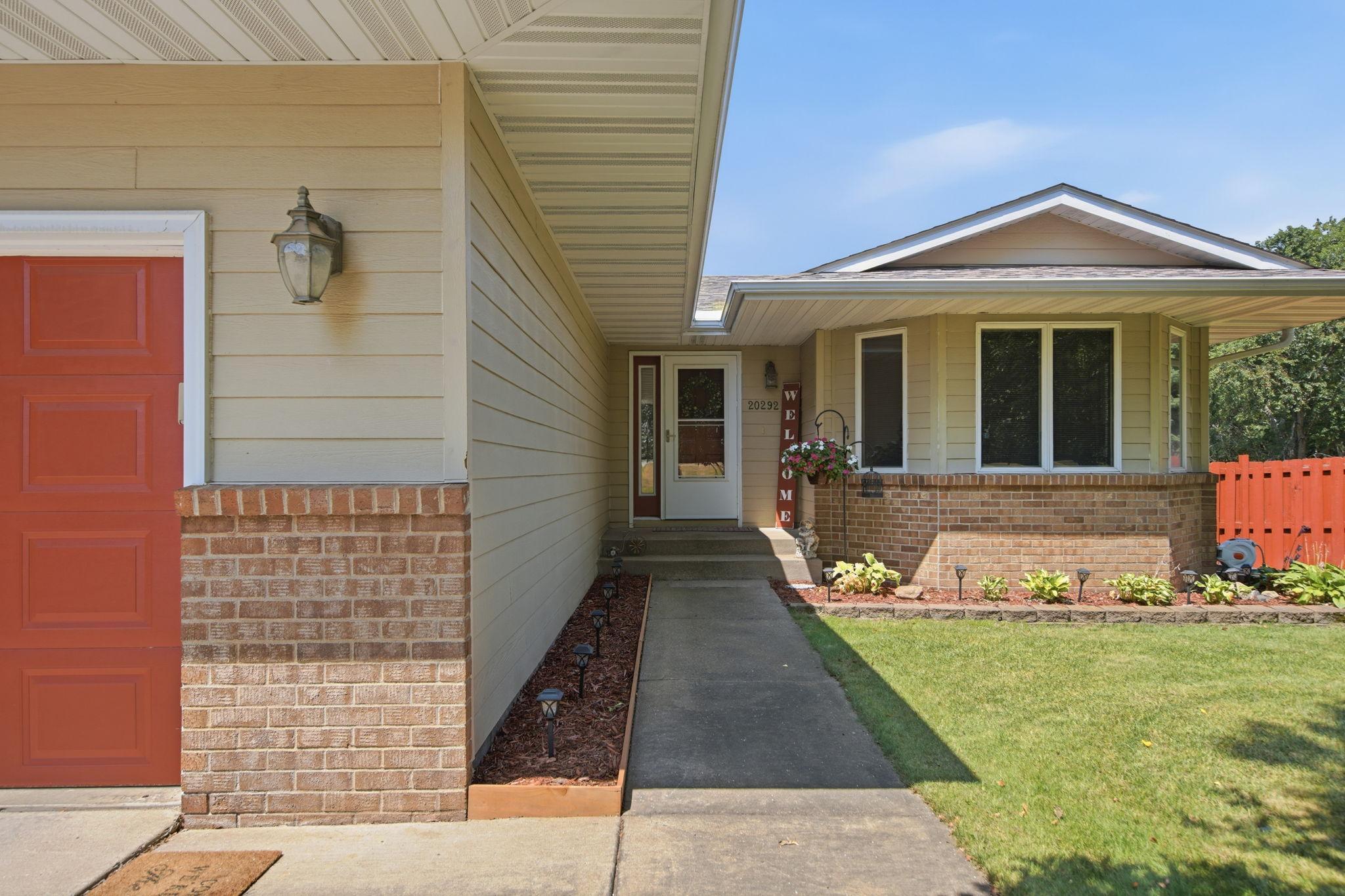 20292 169th Circle Nw Property Photo 4