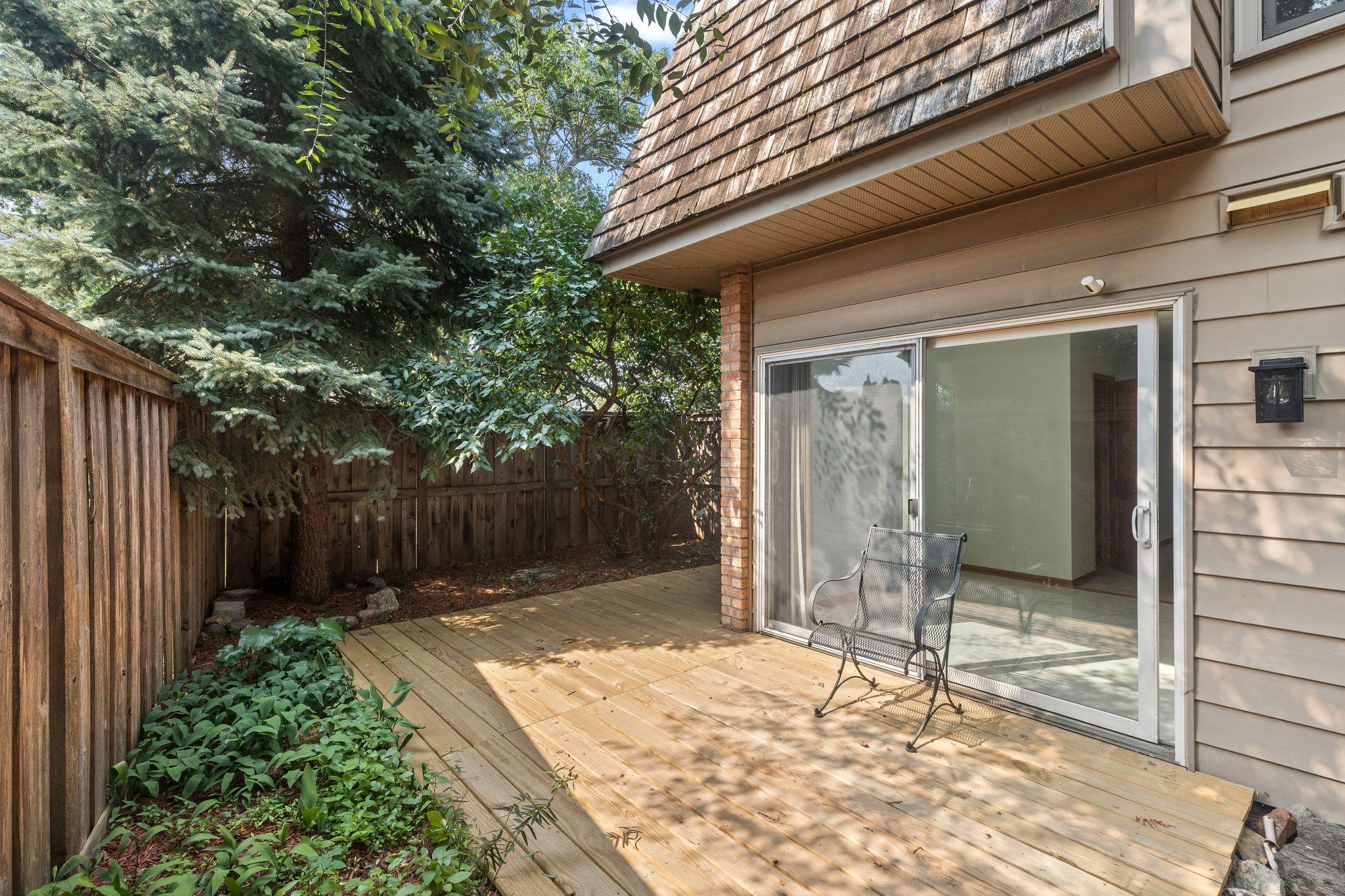 6301 Barrie Road Property Photo 6