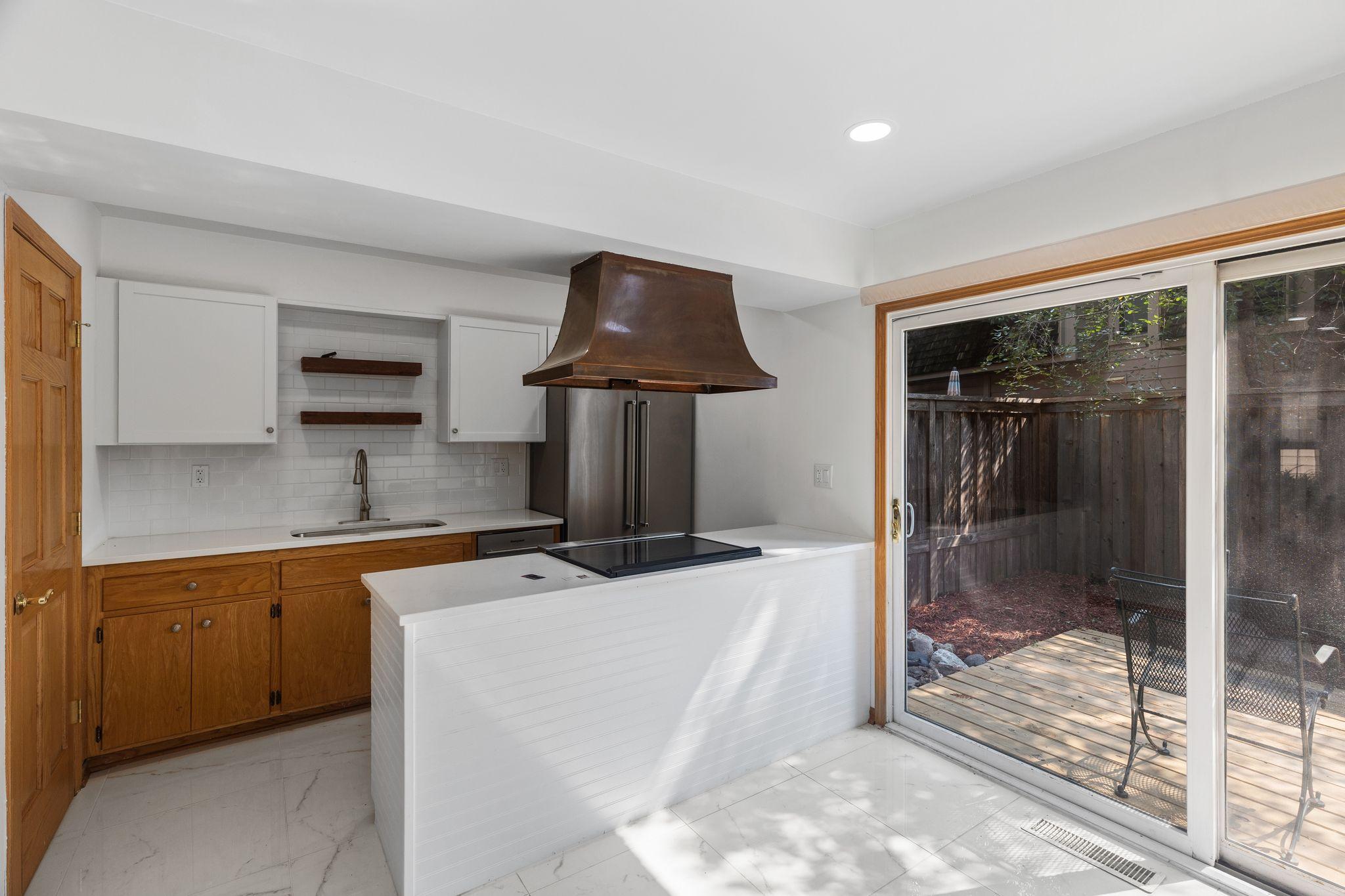 6301 Barrie Road Property Photo 17