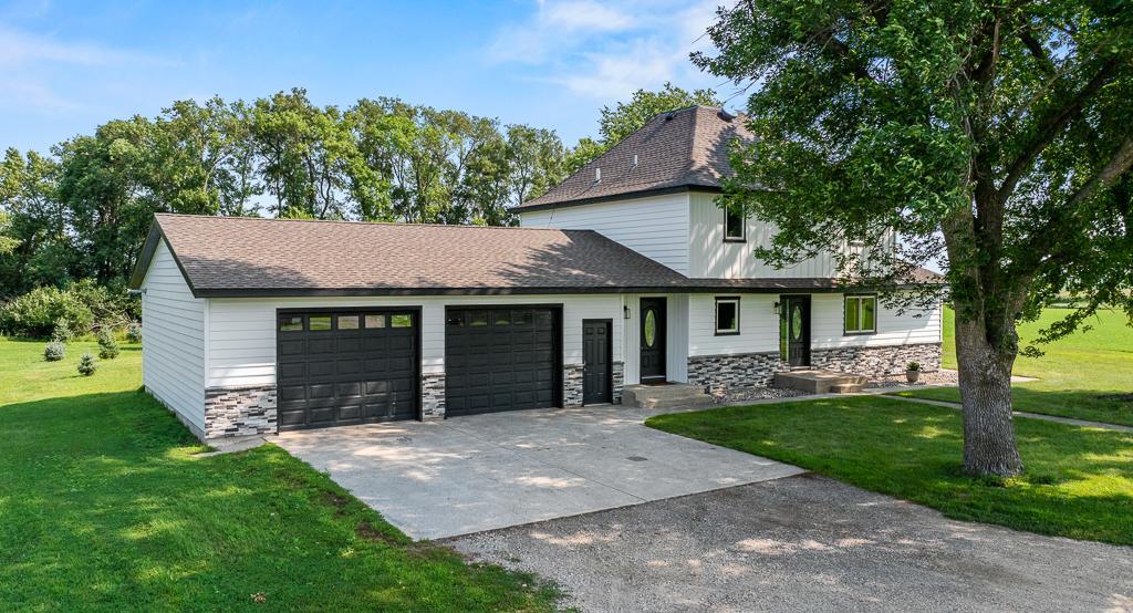 1683 390th Street Property Photo 6