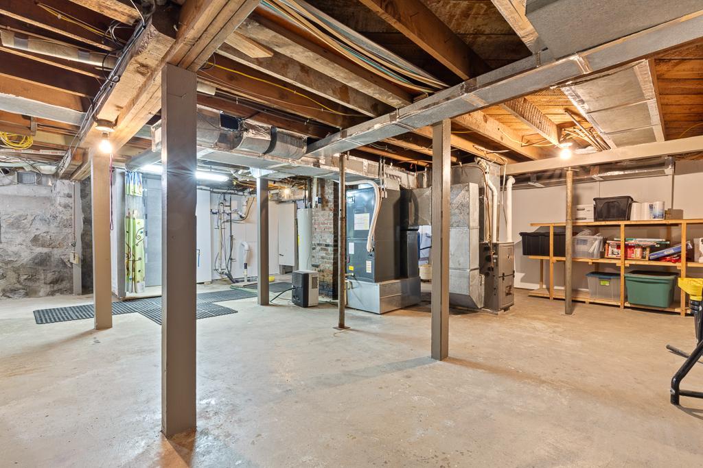 1683 390th Street Property Photo 57