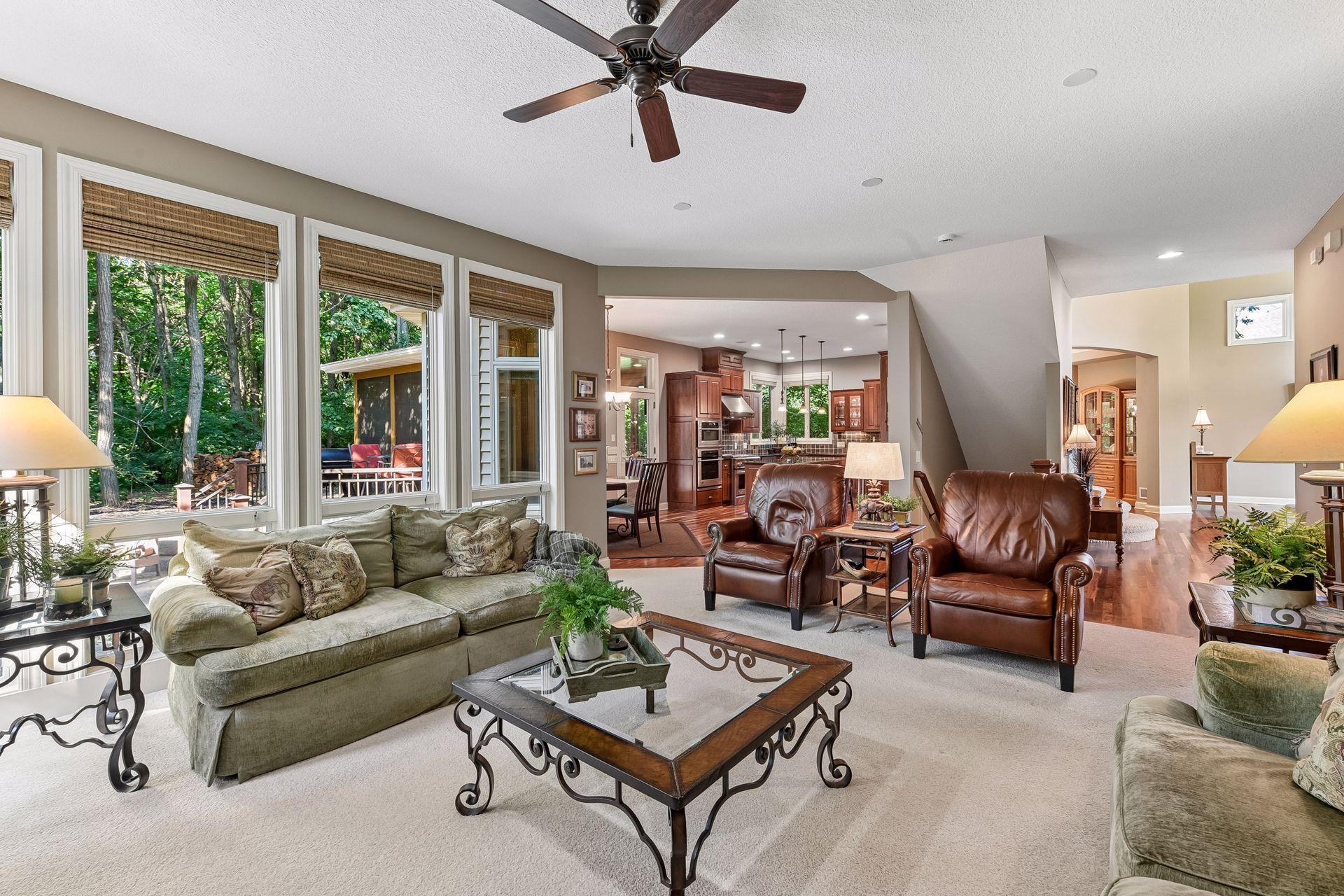 9260 Red Oak Drive Property Photo 13