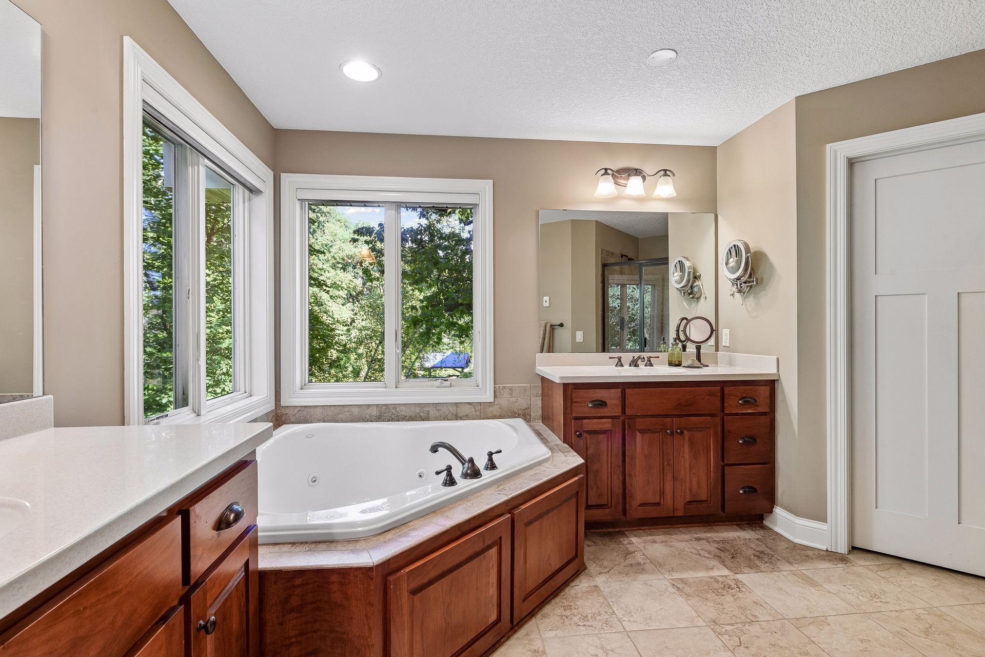 9260 Red Oak Drive Property Photo 18