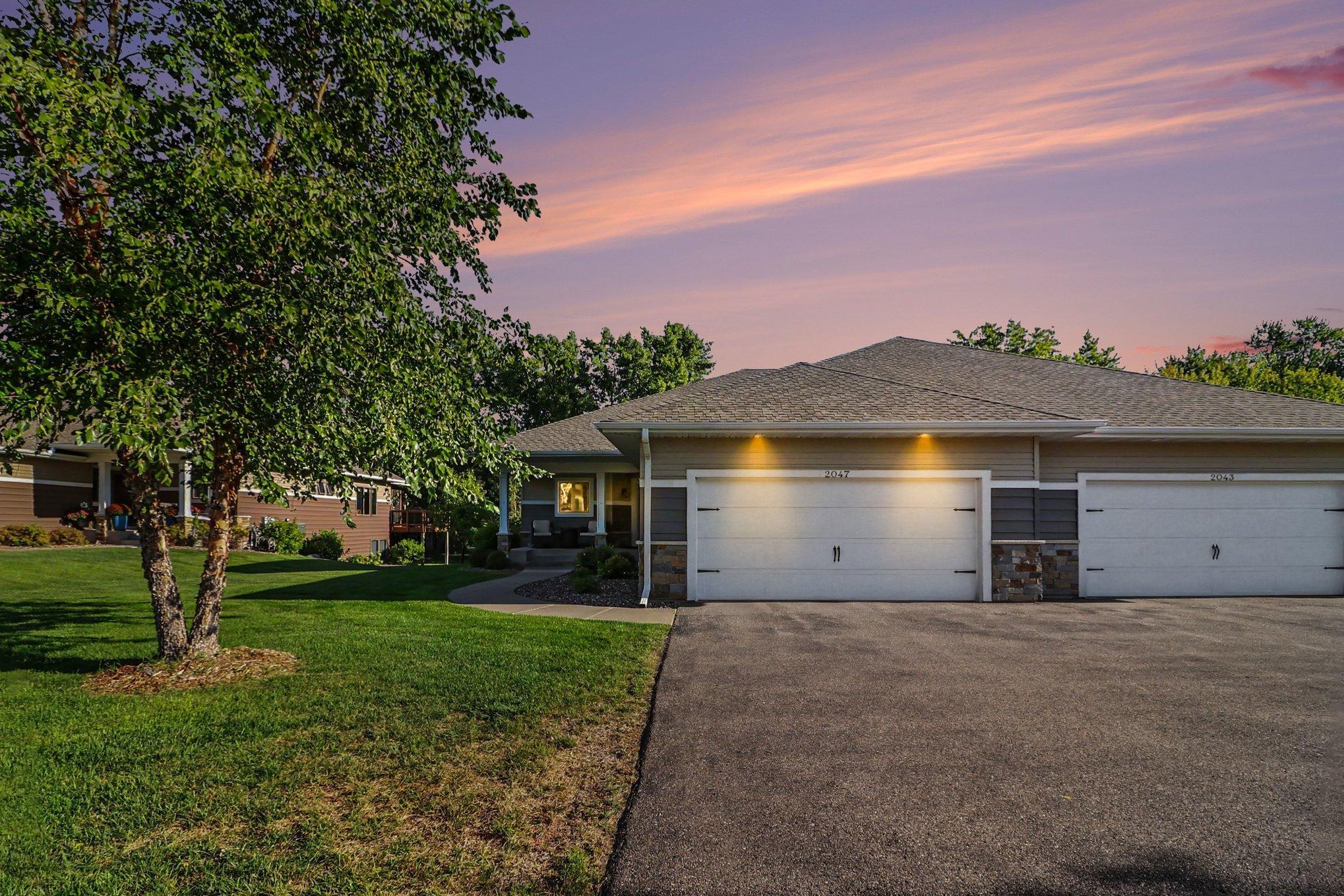 2047 Goodview Avenue N Property Photo