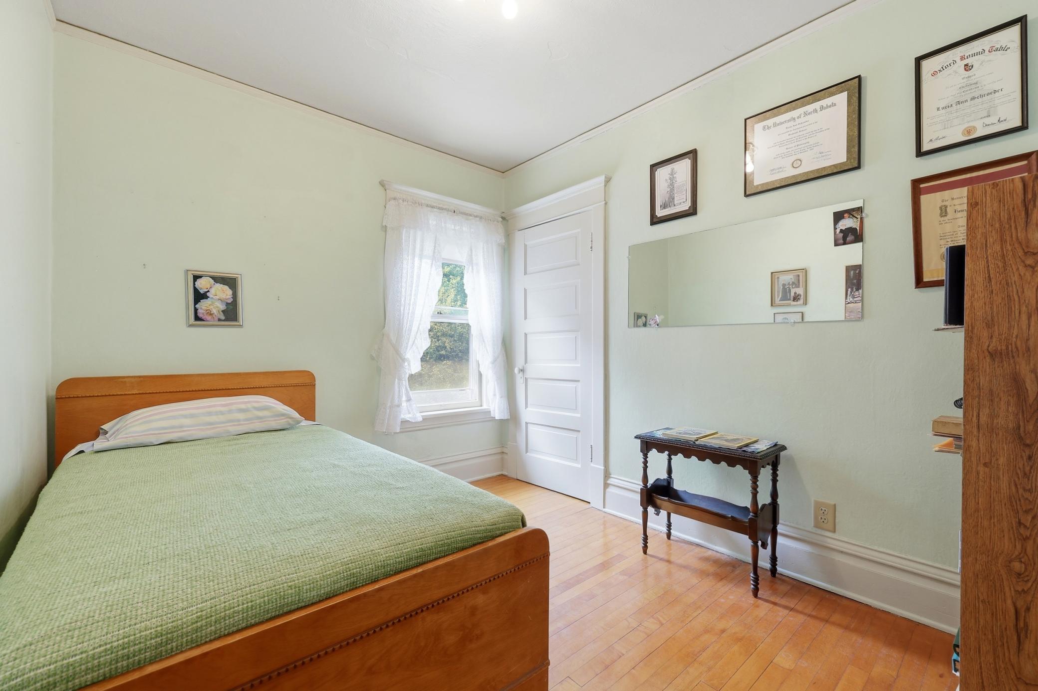7768 10 Highway Property Photo 15