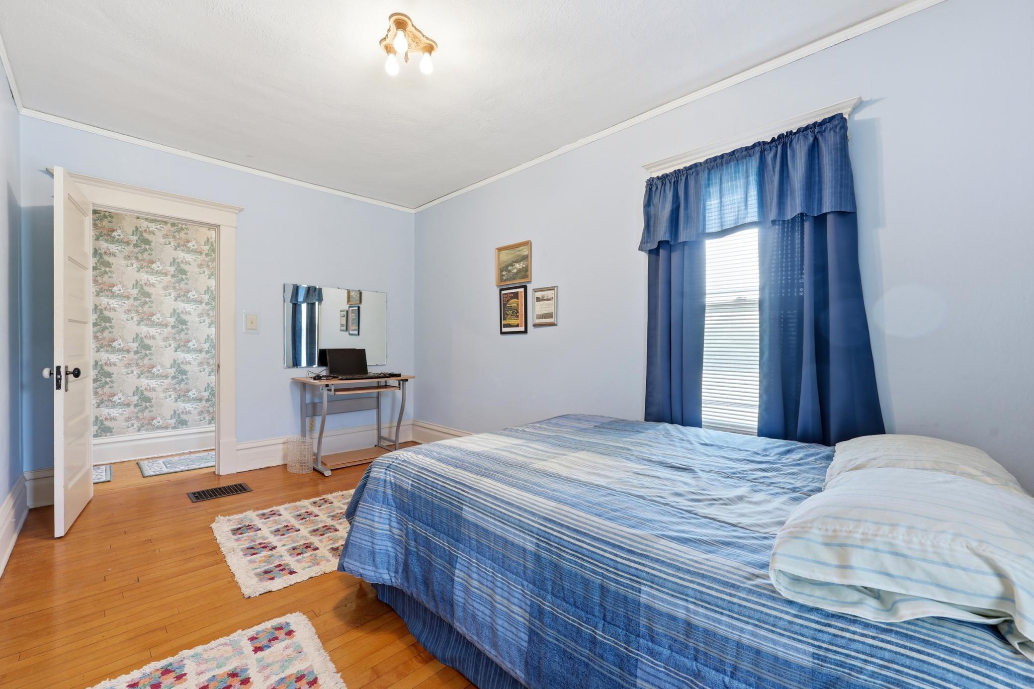 7768 10 Highway Property Photo 16