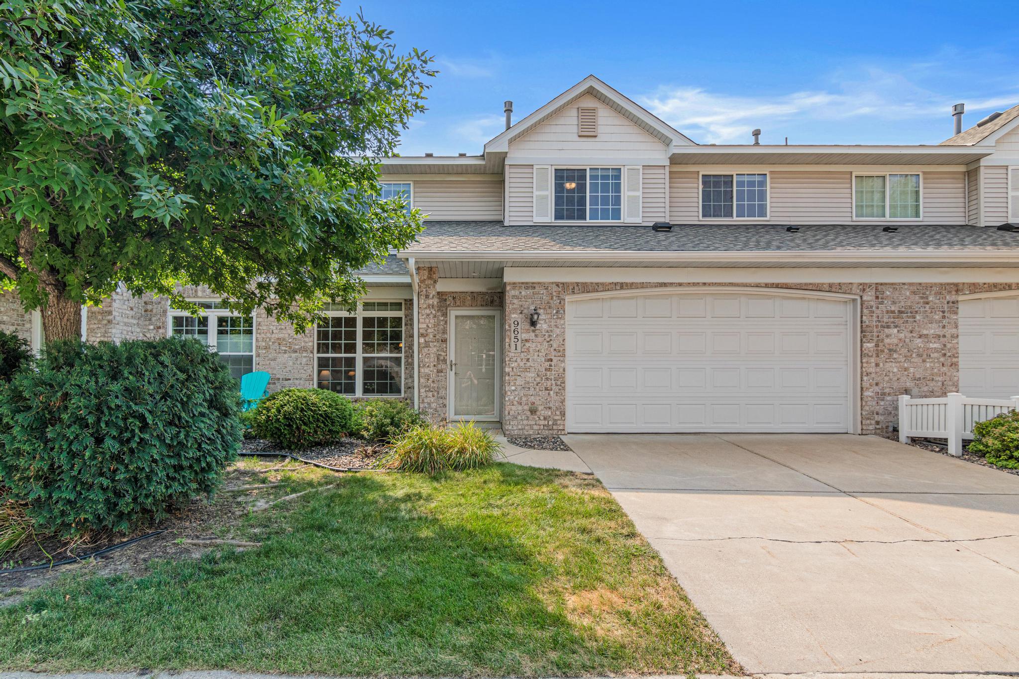 9651 Belmont Lane