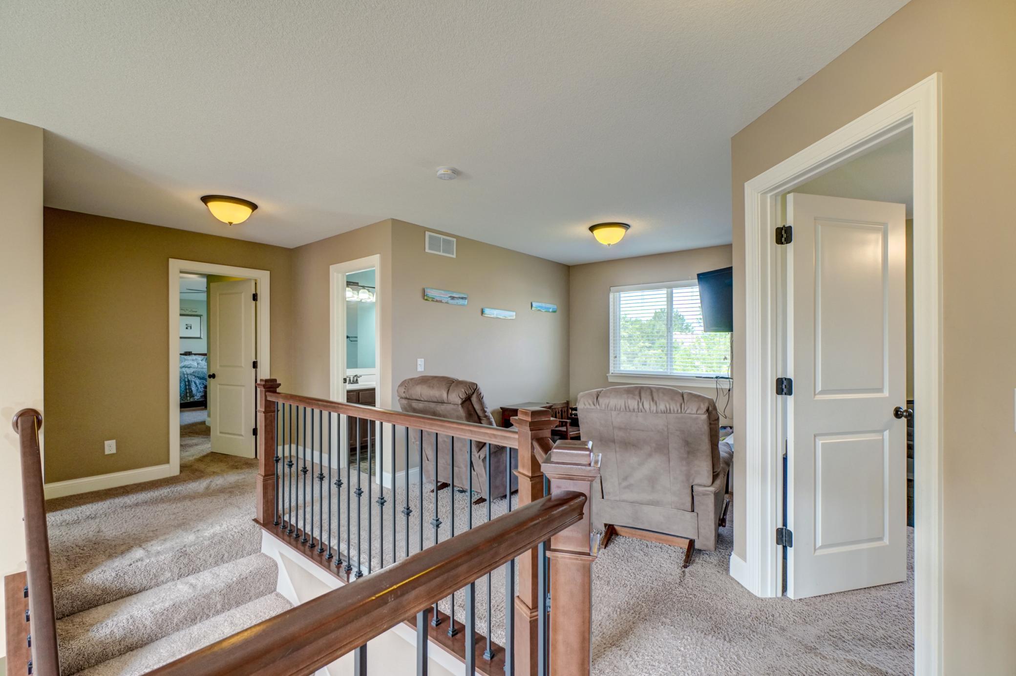 2990 Frontier Drive Property Photo 15