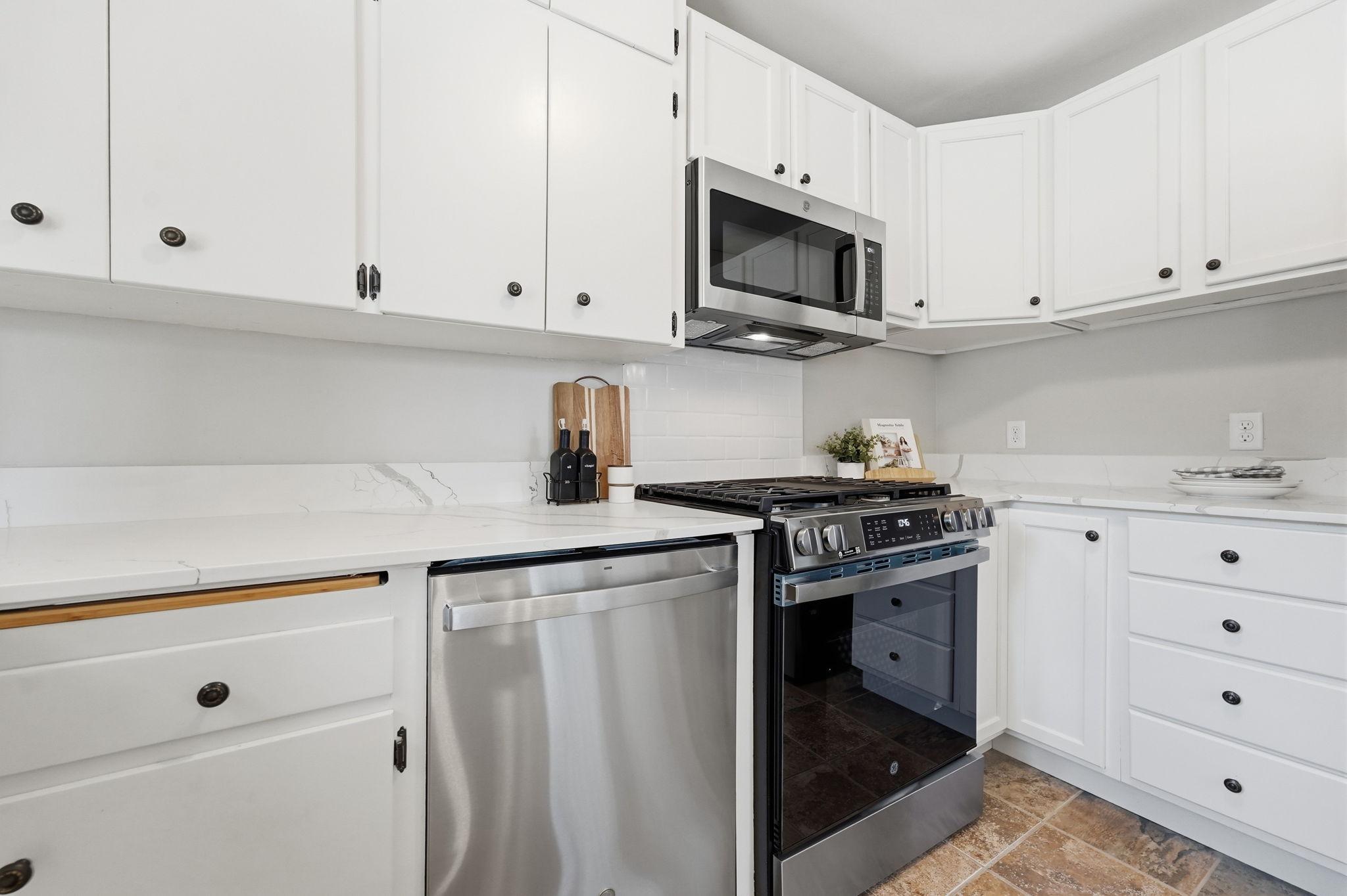 2481 19th Avenue E Property Photo 21