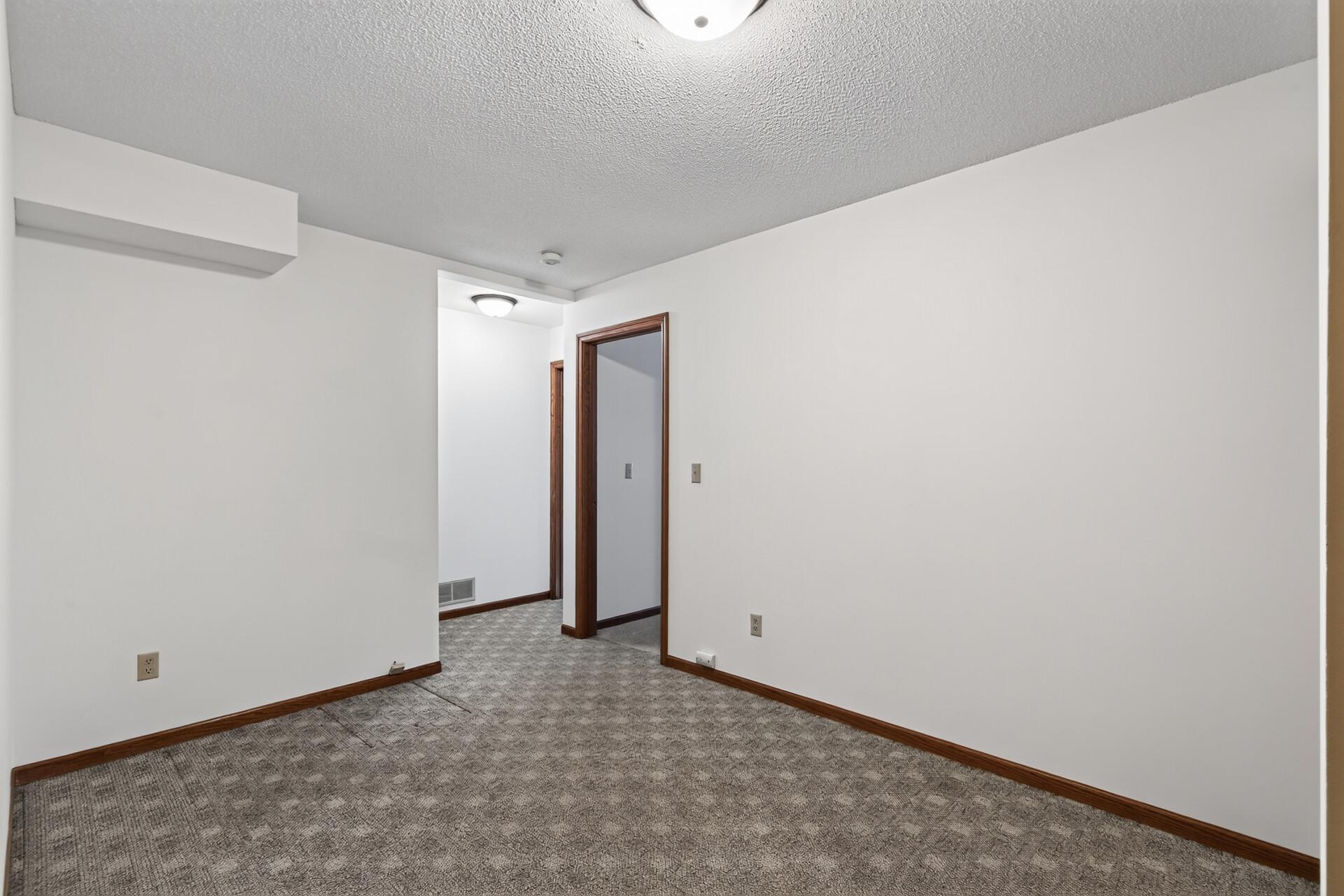 508 3rd Avenue Ne Property Photo 23