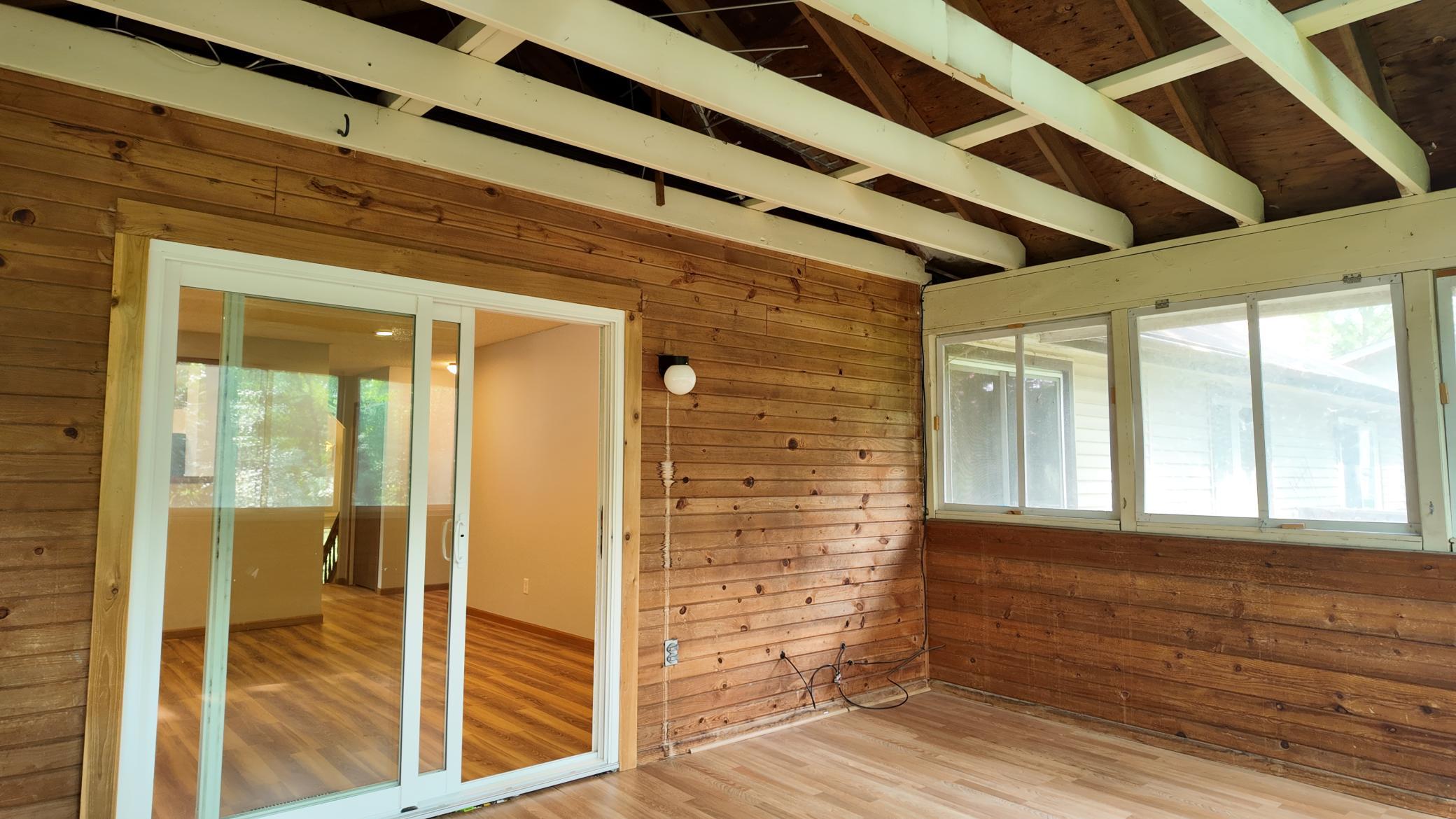 15229 Buchanan Court Property Photo 4