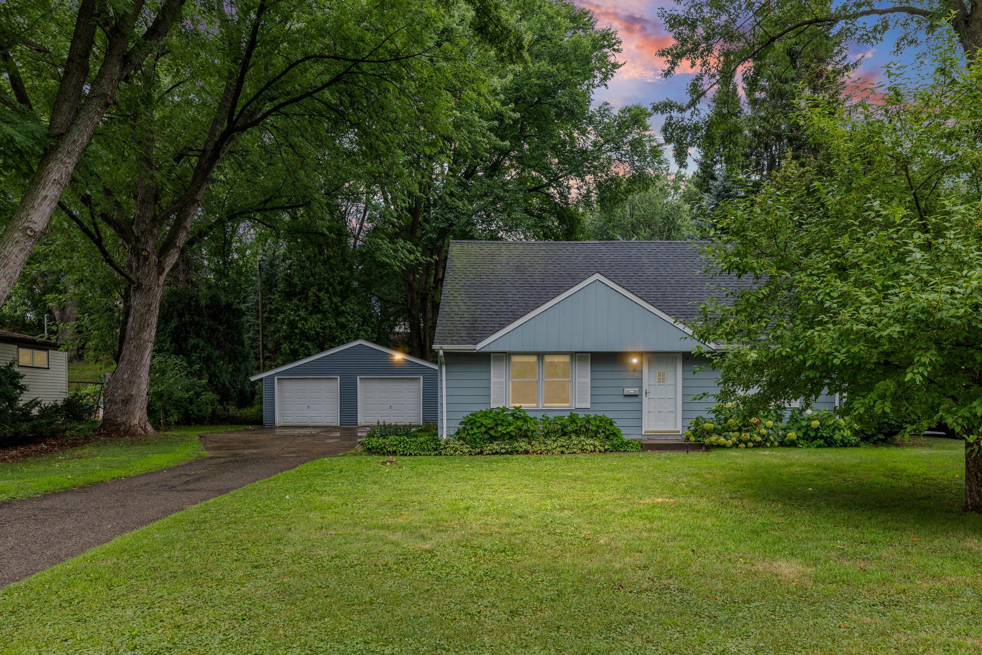 8236 Queen Avenue S Property Photo 2