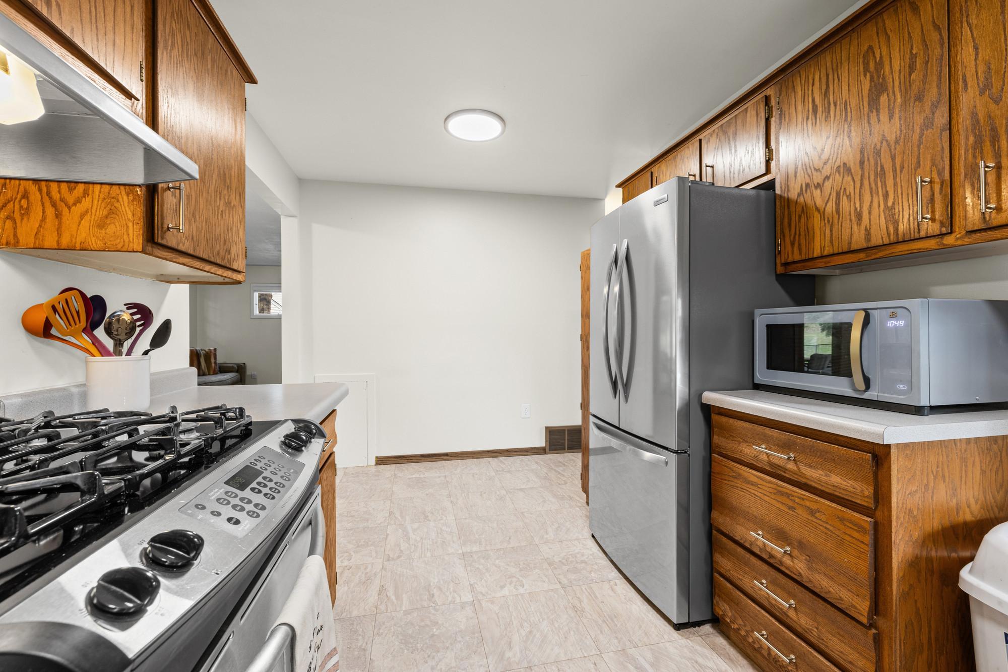 8236 Queen Avenue S Property Photo 14